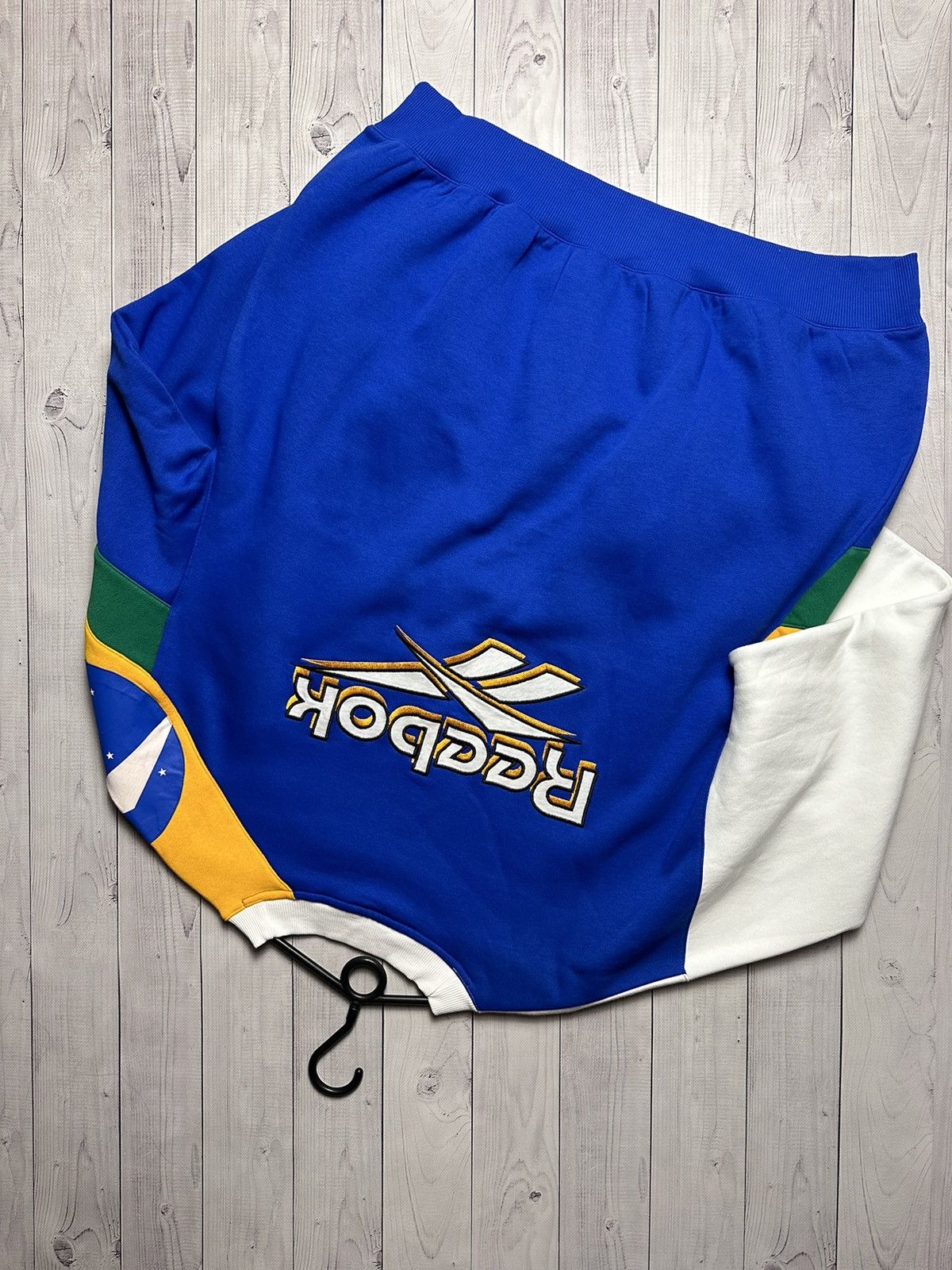 Reebok × Vintage Vintage Reebok Brazil soccer sweatshirt big logo rare Brasil Size US S / EU 44-46 / 1 - 3 Thumbnail