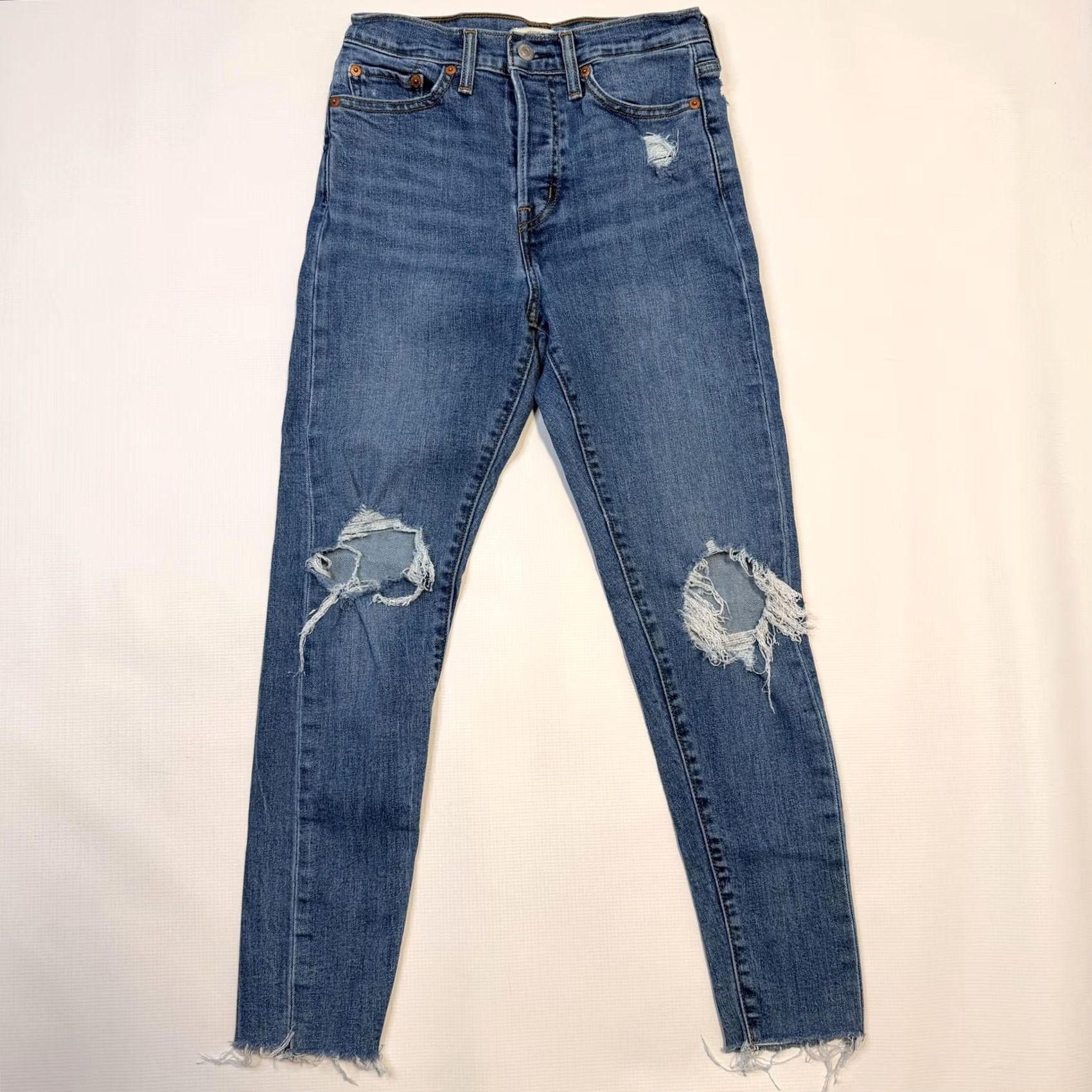 Levi's Levi's Wedgie Skinny Jeans Womens 27 Blue High Rise Distressed Stretch Denim, 5-Pocket, Button Fly, 27 in Inseam, Medium Wash, Jeans Size 27" / US 4 / IT 40 - 2 Thumbnail