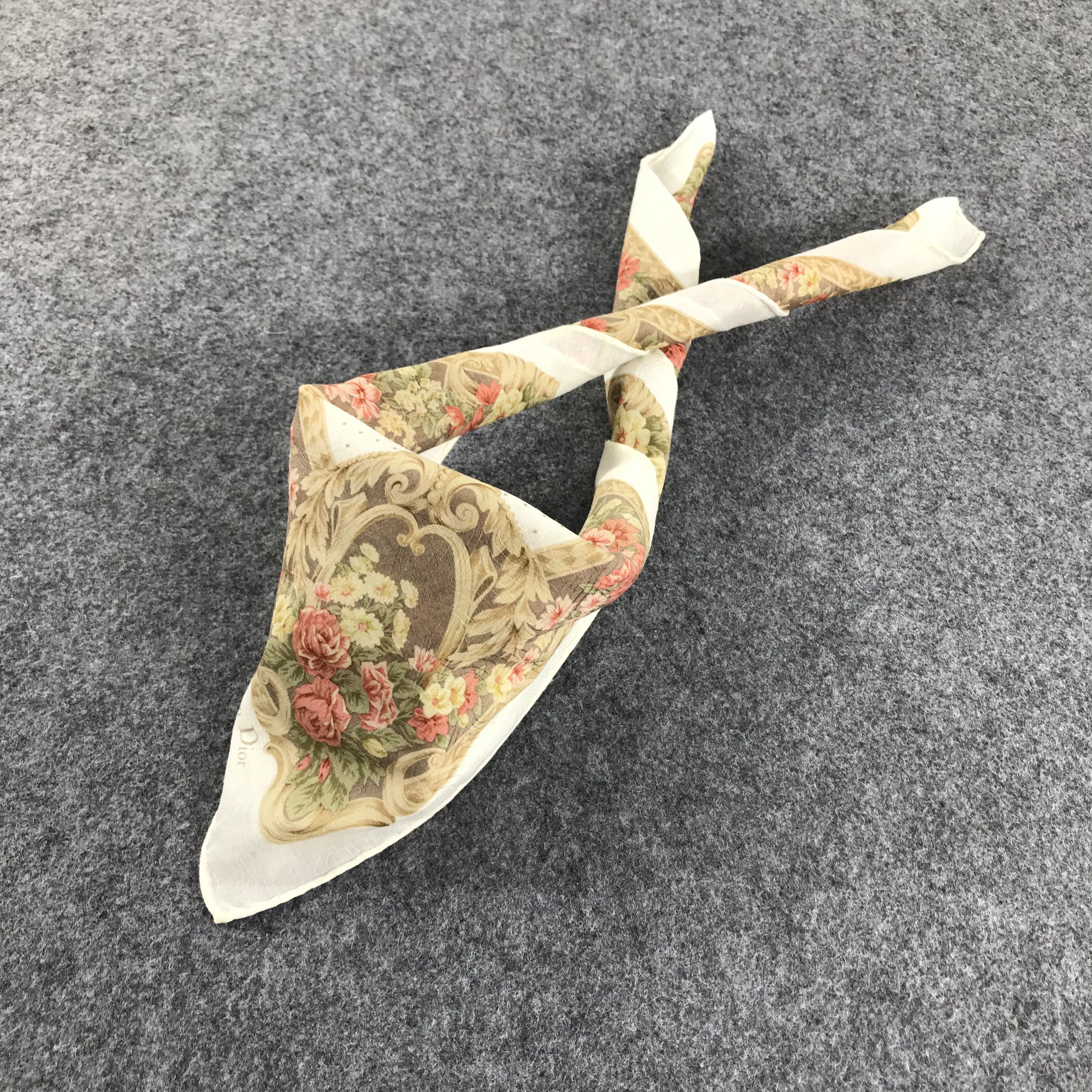 Christian Dior Monsieur Christian Dior Handkerchief Neckerchief Bandana H362 Size ONE SIZE - 3 Thumbnail
