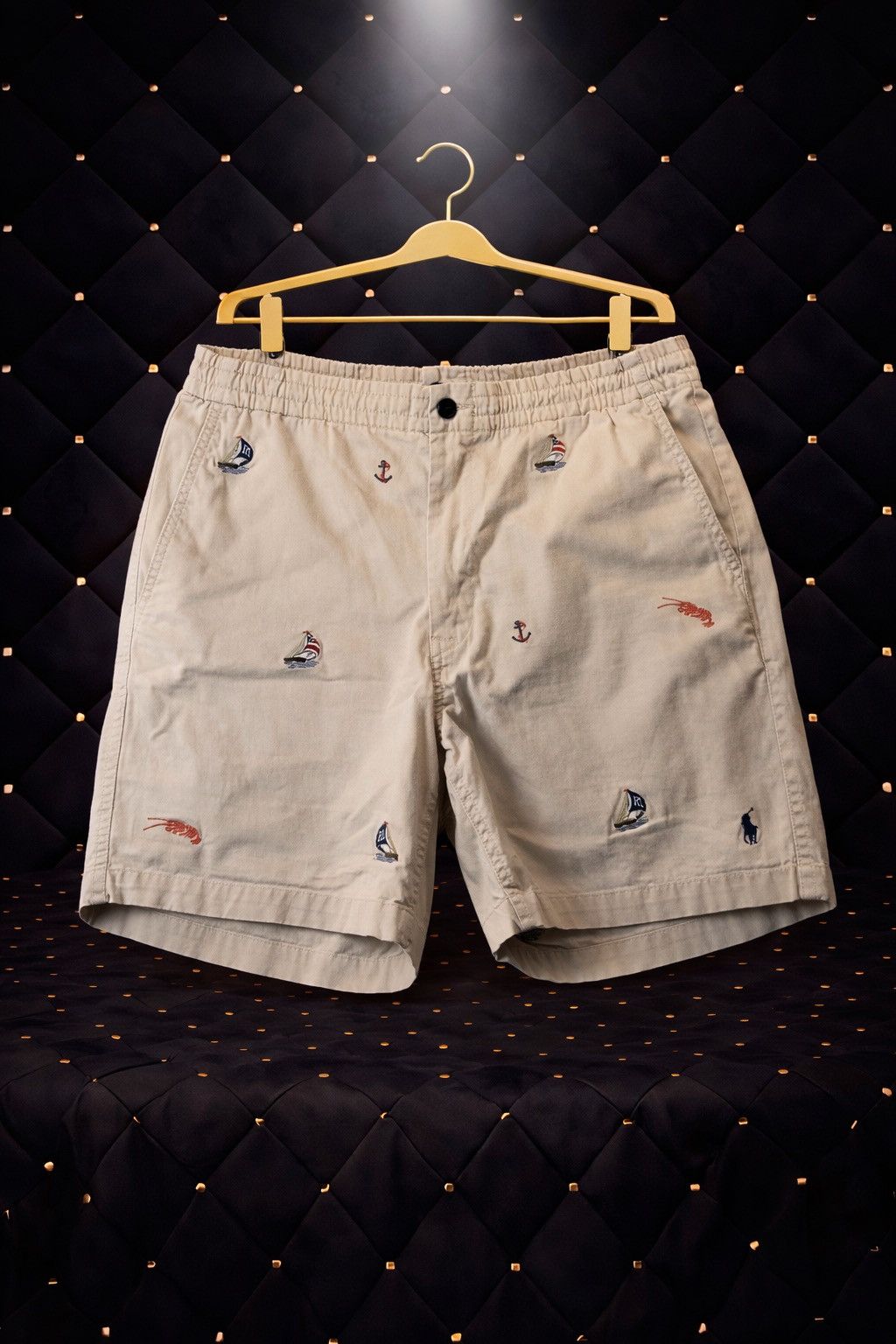 Other EMBROIDERED MOTIF CHINO SHORTS Size US 32 / EU 48 - 1 Preview