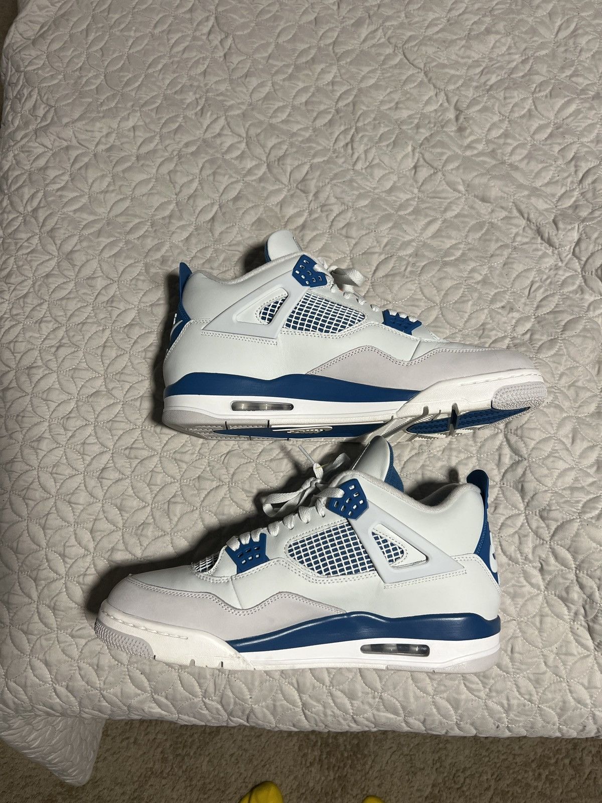 Jordan 4 military blue