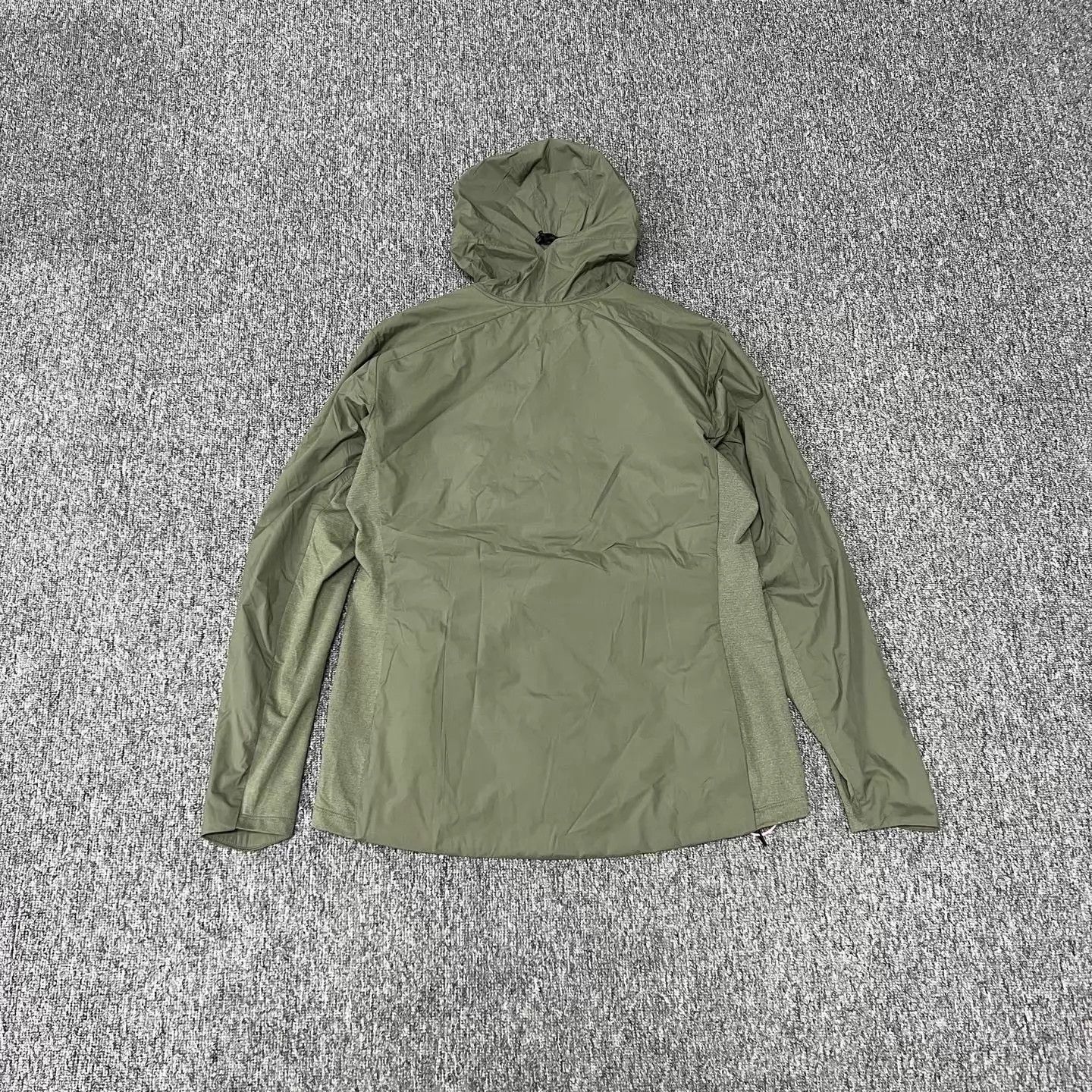 Arc'teryx Arcteryx Atom LT Softshell L Deep Green NWT Size L / US 10 / IT 46 - 2 Thumbnail