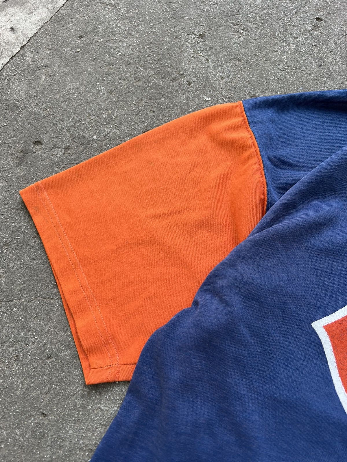 Starter VINTAGE 90’S STARTER CHICAGO BEARS NFL HOODED T SHIRT AOP Size US L / EU 52-54 / 3 - 5 Thumbnail
