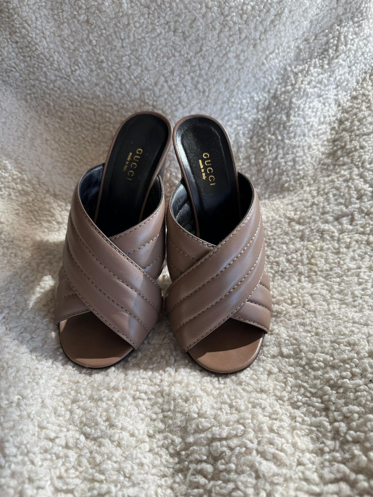 Gucci Gucci Sandals Taupe Size US 7 / IT 37 - 1 Thumbnail