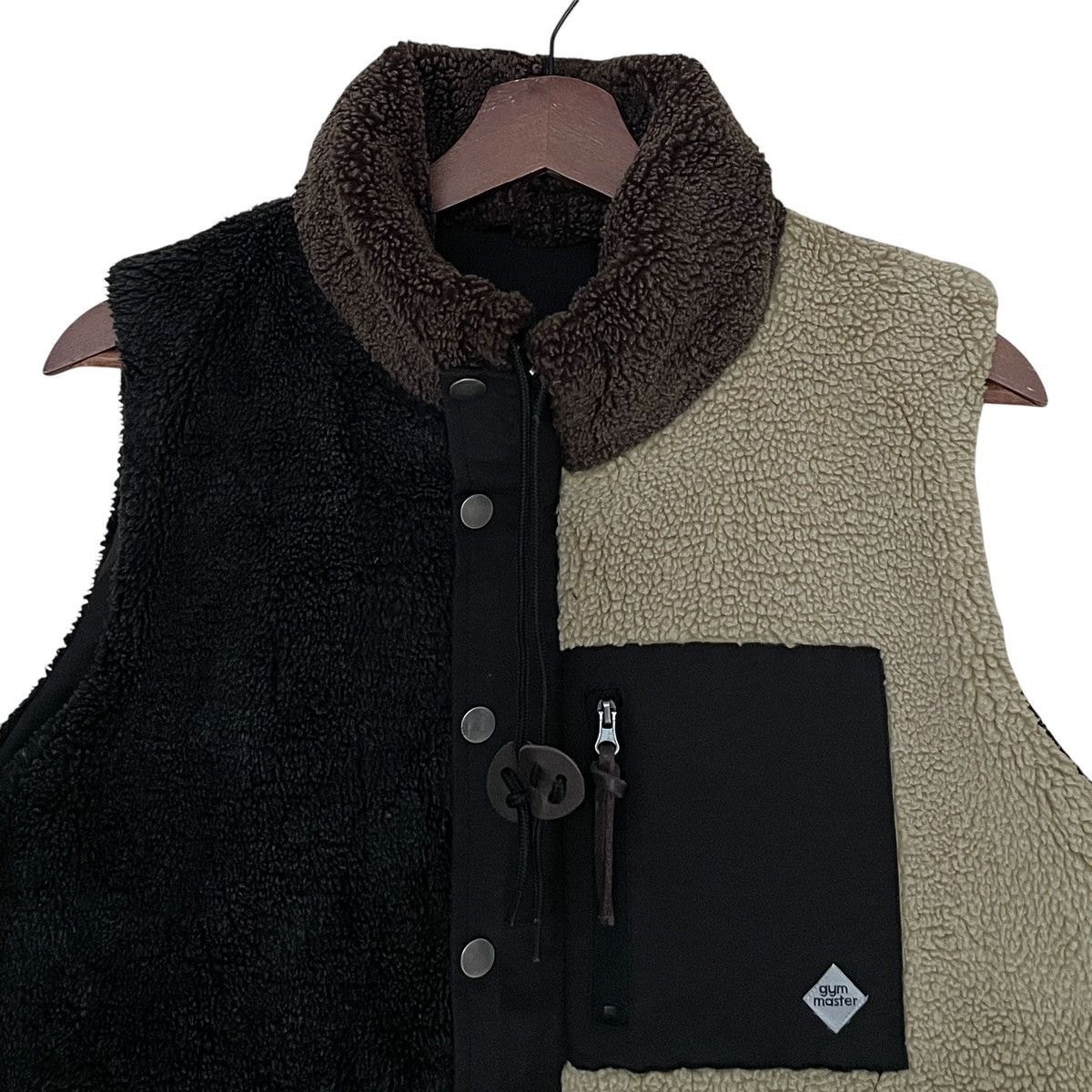 Japanese Brand × Vintage Vintage Brand Gym Master Colourful Fur Sleeveless 2000s Size US M / EU 48-50 / 2 - 7 Thumbnail