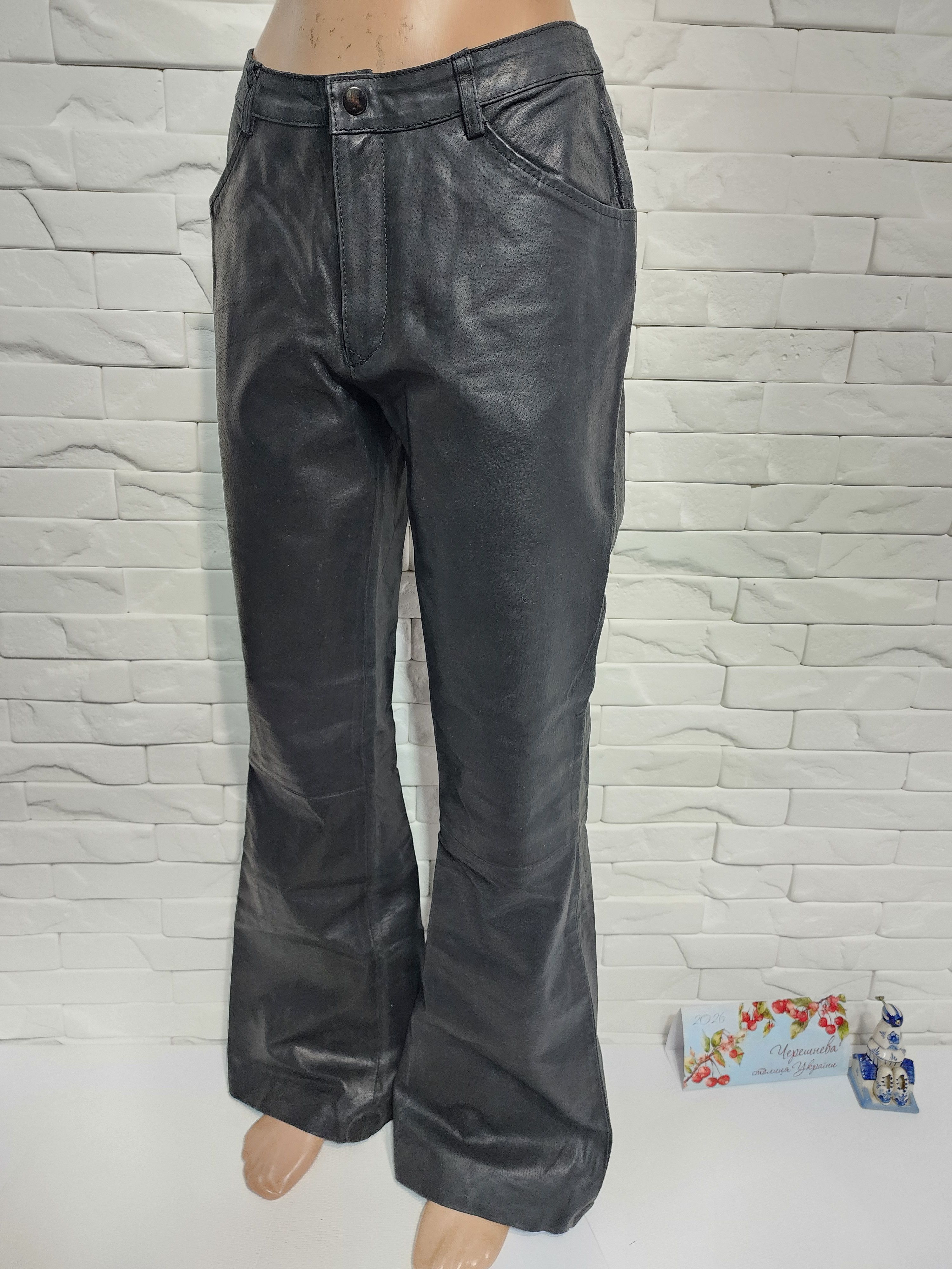 Uniqlo Leather Black Pants Mens - Denim Style - 32" Waist Size US 32 / EU 48 - 2 Thumbnail