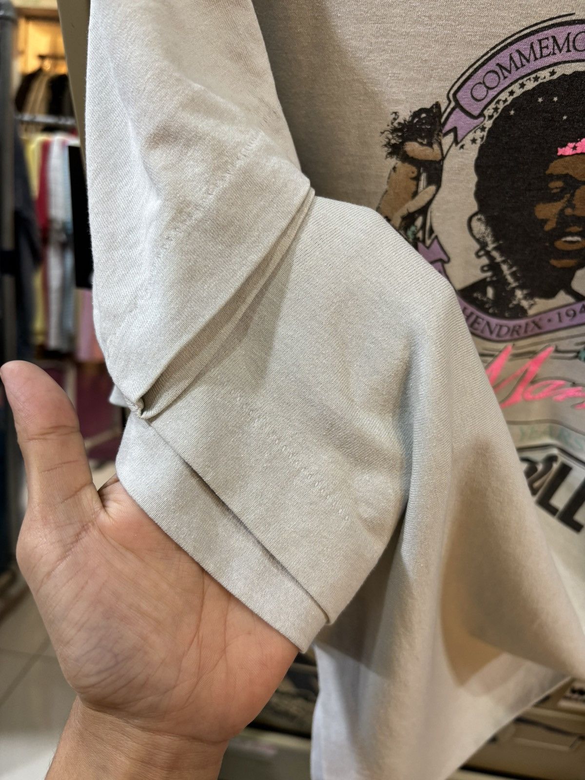 Jimi Hendrix Jimi Hendrix vintage tee 80’s Size US L / EU 52-54 / 3 - 5 Thumbnail