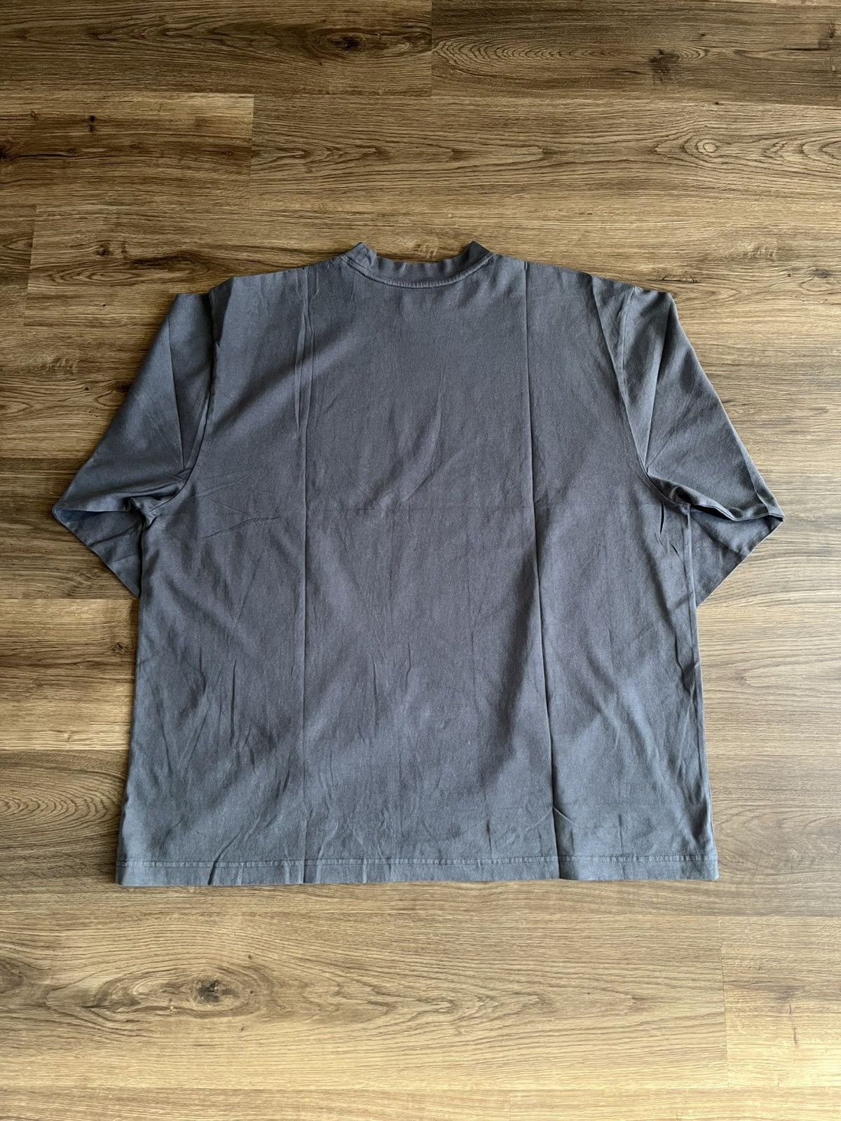 Balenciaga × Gap × Kanye West Yeezy Gap Long Sleeve T-Shirt Dark Grey Size XL (Exclusive) Size US XL / EU 56 / 4 - 3 Thumbnail