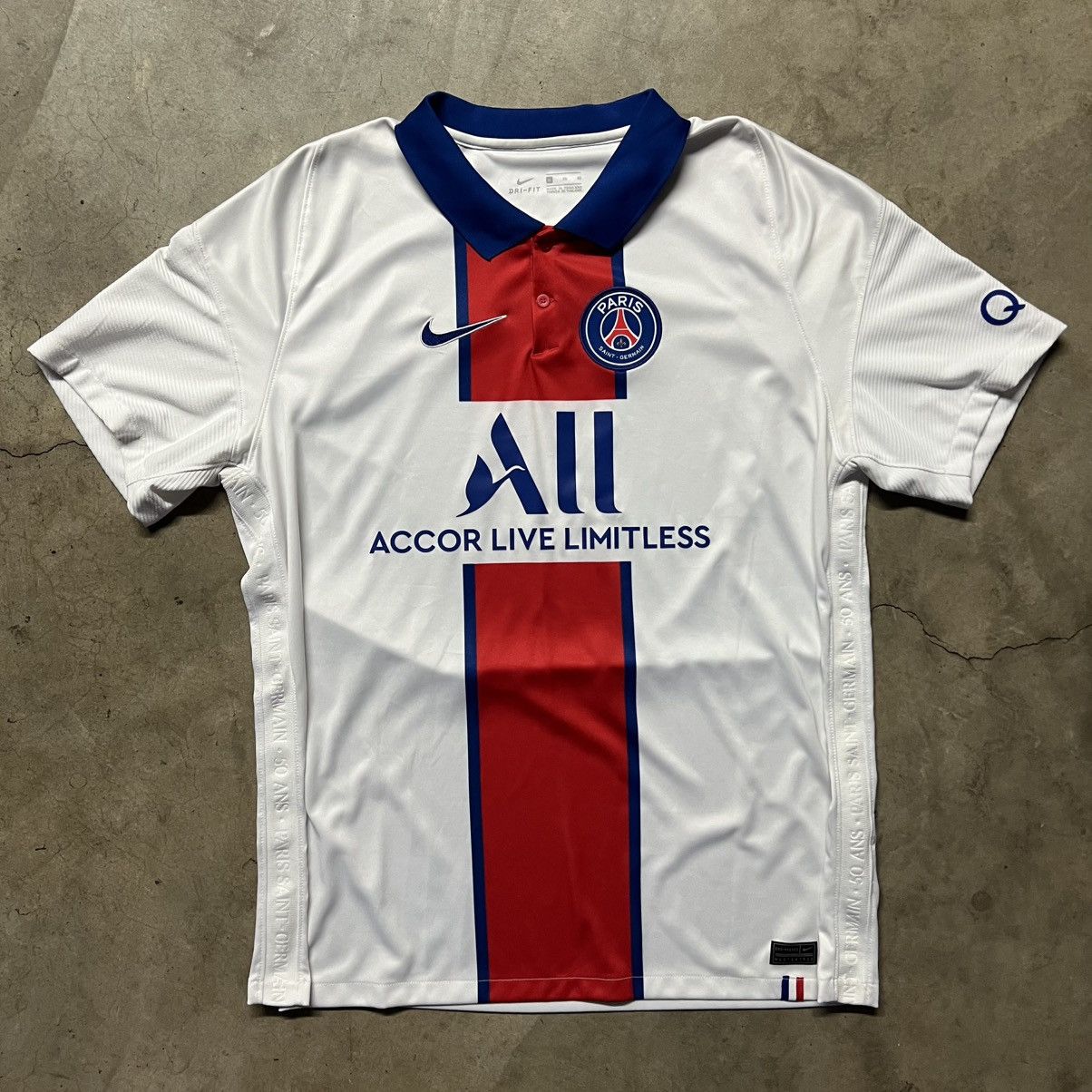 Nike FIFA Paris Saint-Germain Nike Dri-Fit Soccer Jersey Size US XL / EU 56 / 4 - 2 Thumbnail