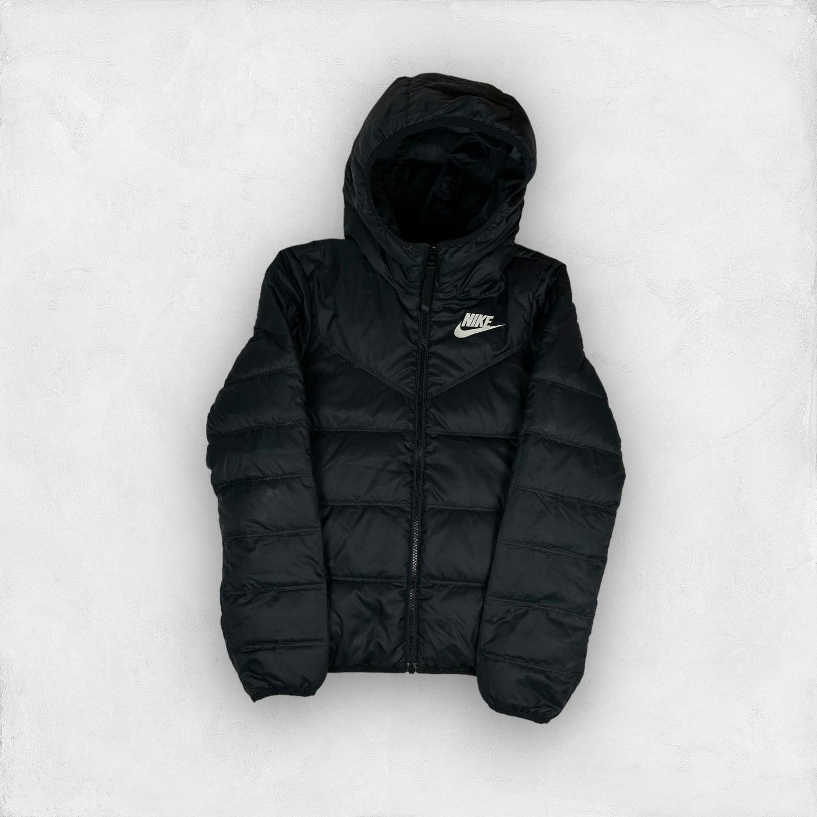 Long outlet Nike puffer jacket reversible (xs)