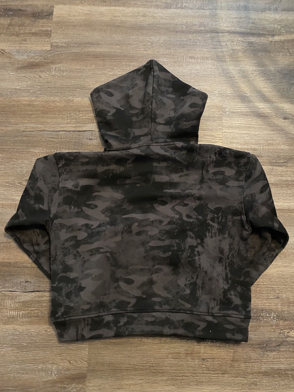 【NO/FAITH STUDIOS】CAMO MONOGRAM ZIP フーディ 関税送料込 NO/FAITH STUDIOS CAMO MONOGRAM ZIP UP HOODIE / BLK