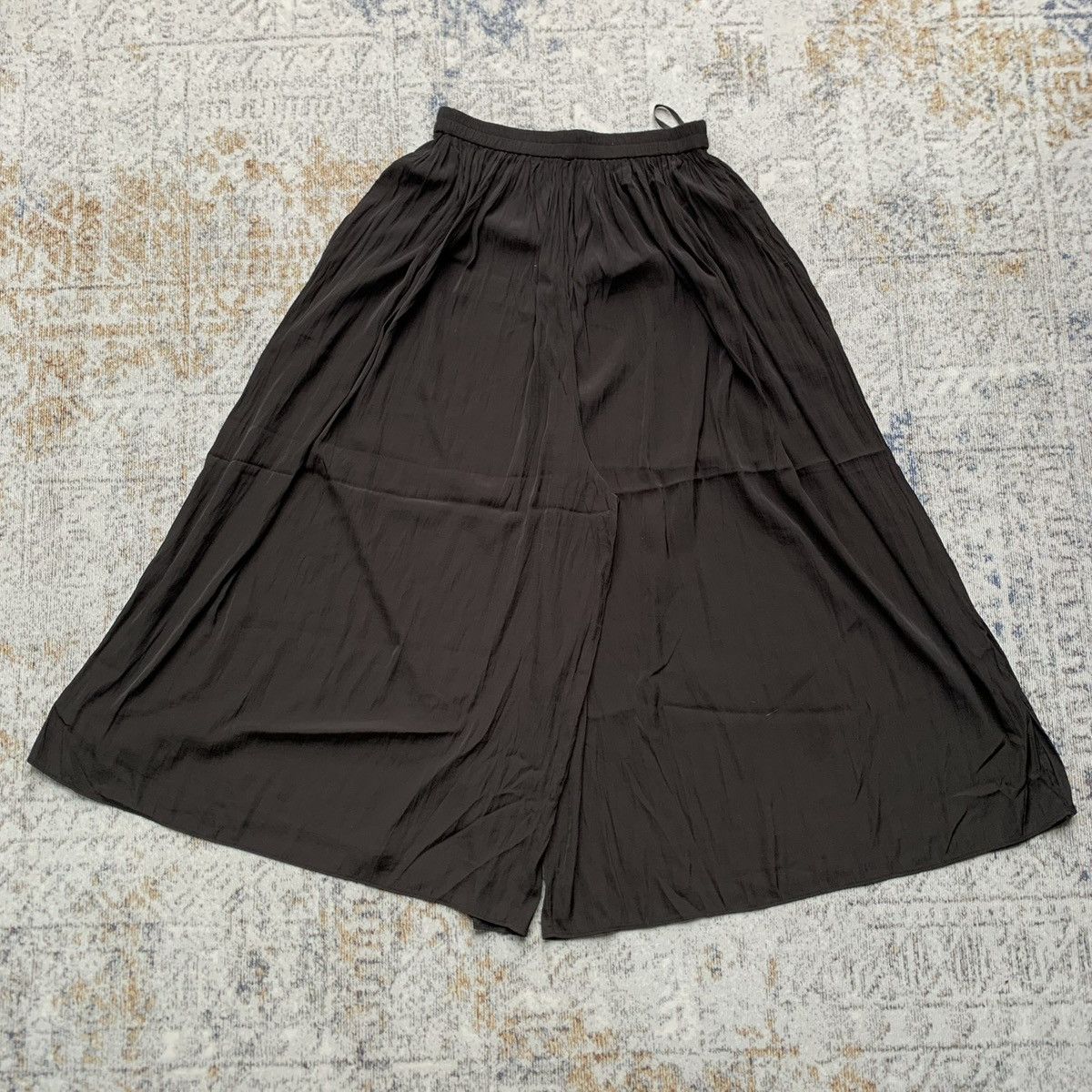 Japanese Brand Rare Japanese Brand Uniqlo Yohji Style Ultra Wide Pants Size US 32 / EU 48 - 1 Thumbnail