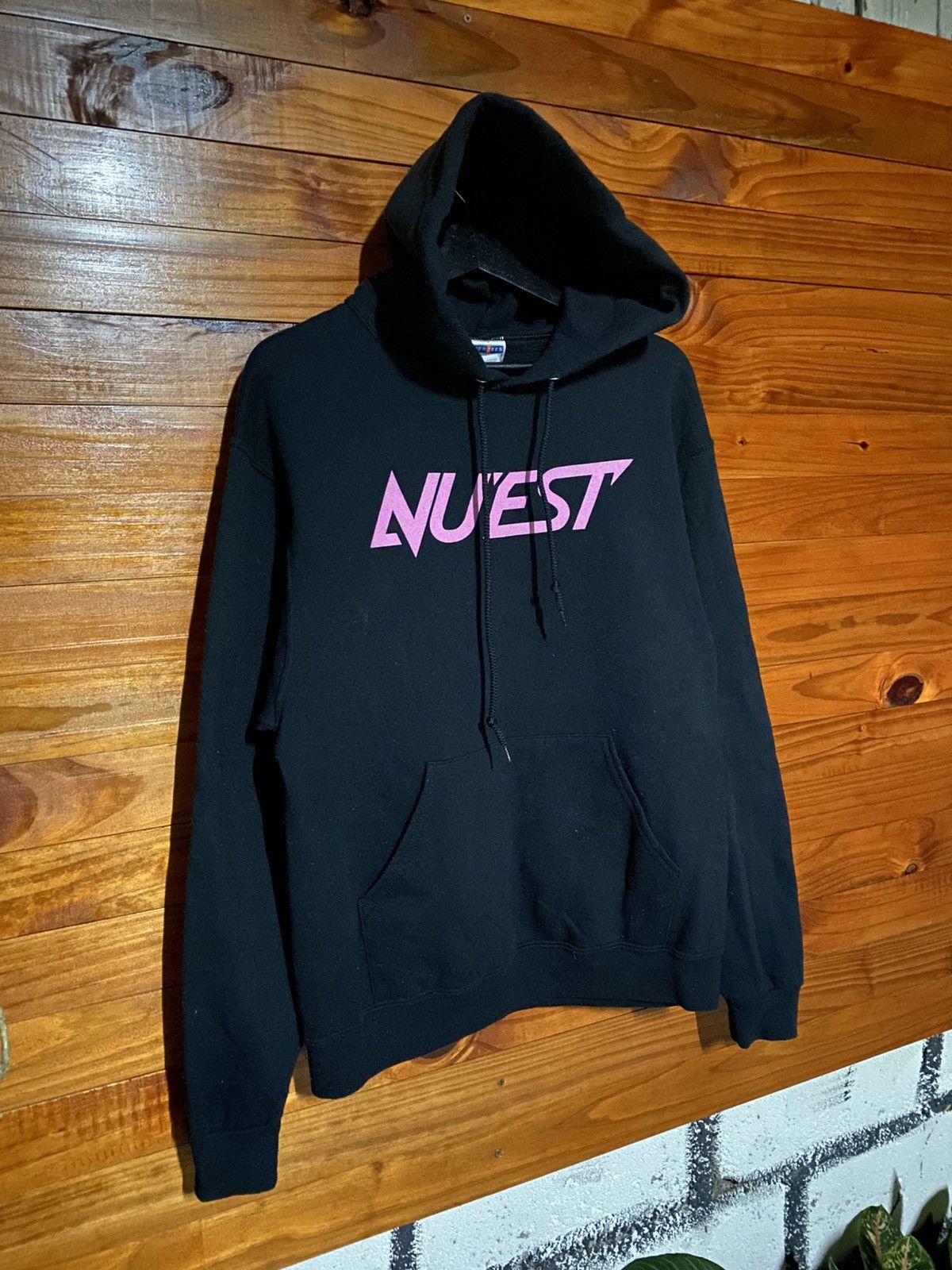 Vintage NU’EST K-Pop Black Hoodie – Jerzees NuBlend Unisex Pullover Size US M / EU 48-50 / 2 - 5 Thumbnail