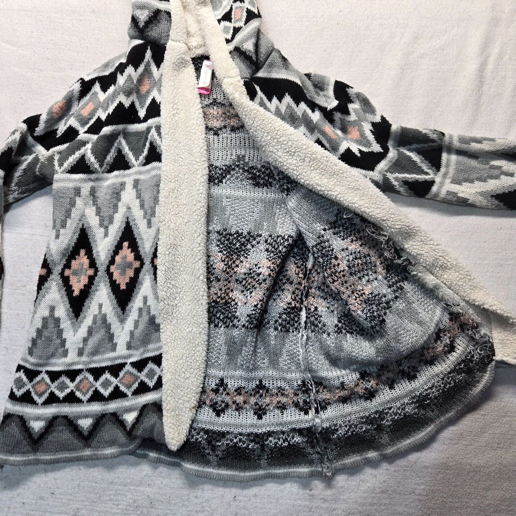 Vintage Vintage No Boundaries Gray Aztec Hooded Cardigan Sweater Women’s M Fall Winter Geometric 90s Size M / US 6-8 / IT 42-44 - 3 Thumbnail