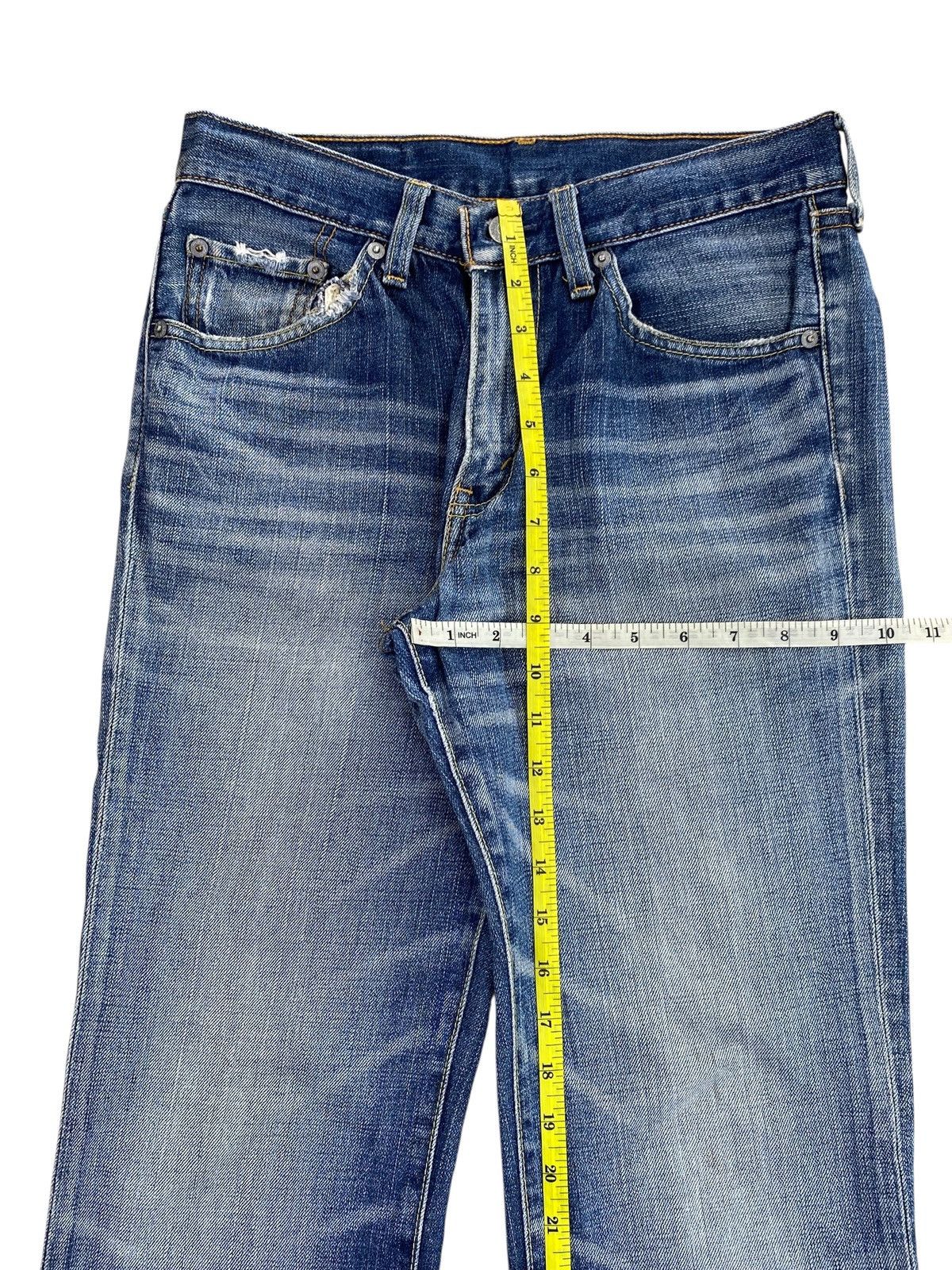 Levi's Levi’s Whiskers Faded Wash Style Loose Jeans Size US 29 - 10 Thumbnail
