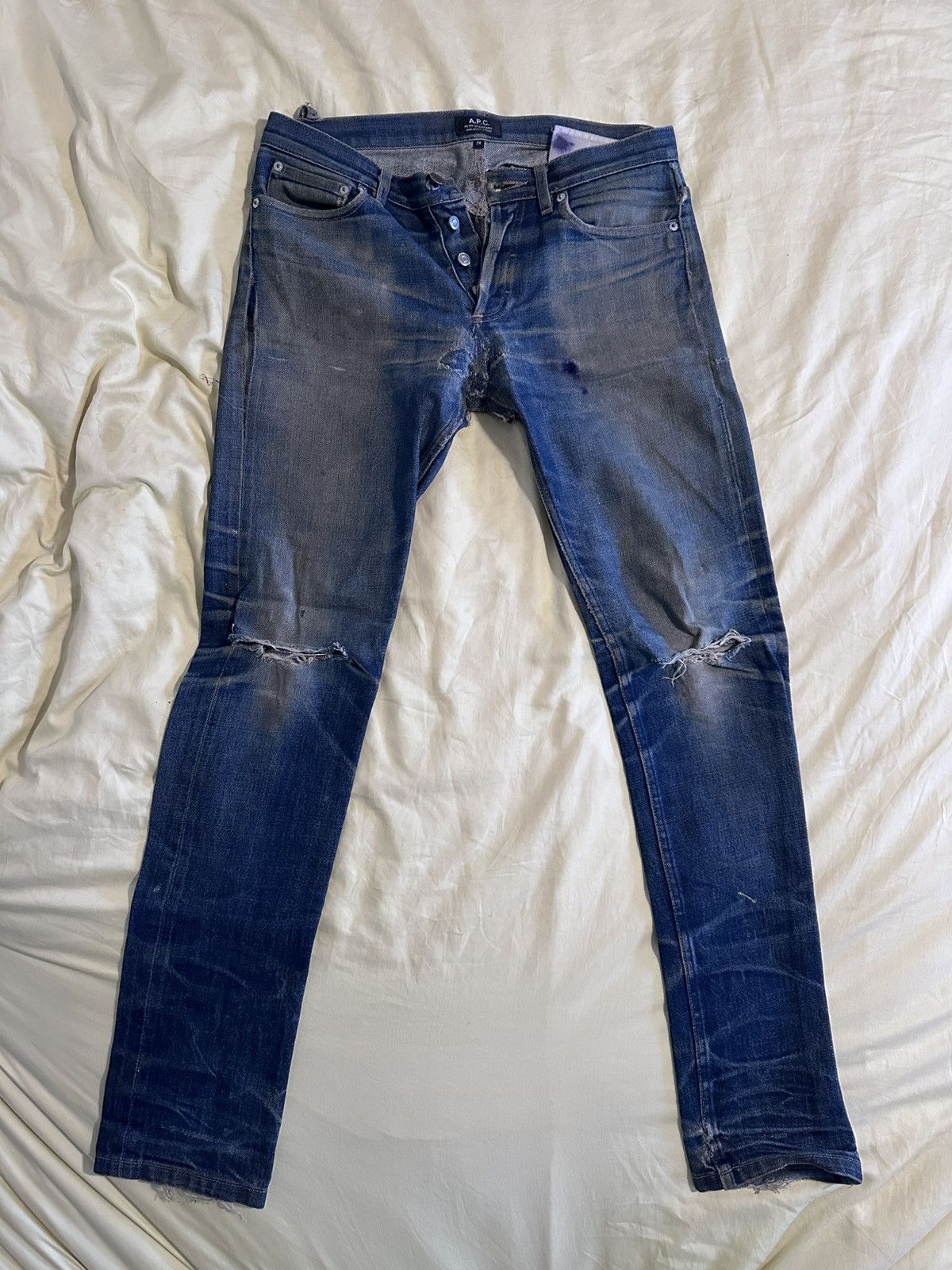 A.P.C. A.P.C. Petit Standard Distressed Indigo Denim Jeans Size 28 Size US 28 / EU 44 - 1 Thumbnail