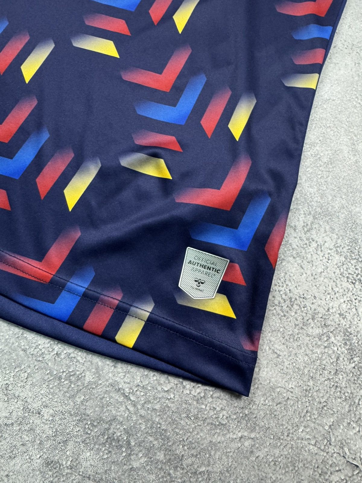 Hummel Kilmarnock FC 2021-22 Hummel Jersey James Frew Adult Size L Size US L / EU 52-54 / 3 - 6 Thumbnail