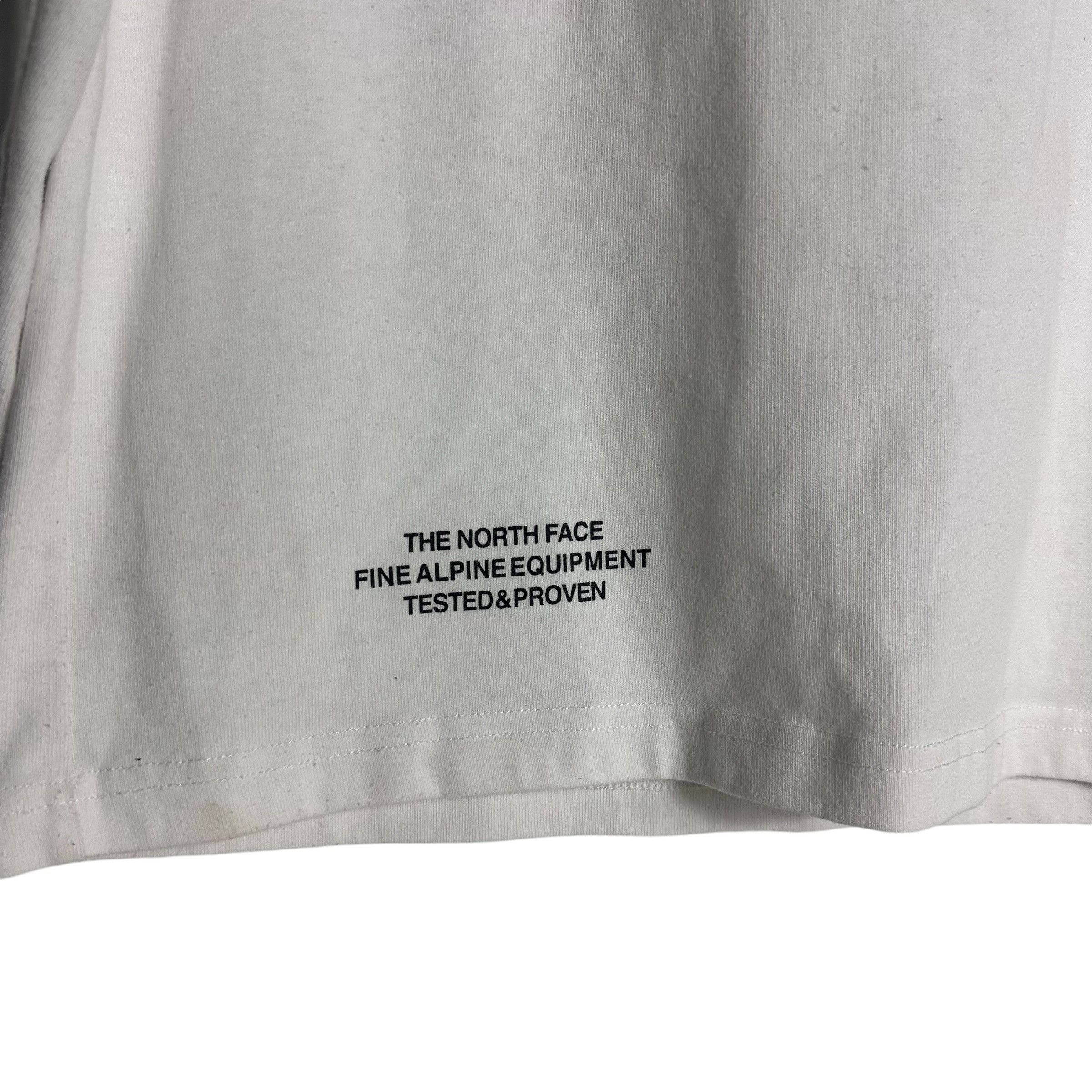 The North Face 🔥RARE🔥The North Face Spell Out L/Sleeve T-shirt Size US L / EU 52-54 / 3 - 3 Thumbnail