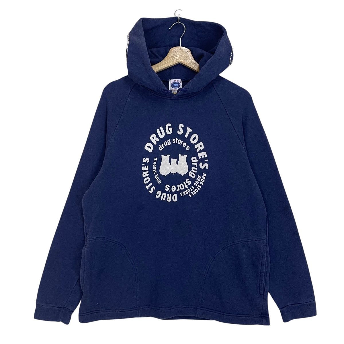Japanese Brand ICONIC🔥DRUG STORES BIG LOGO PLUUOVER HOODIE Size US L / EU 52-54 / 3 - 1 Thumbnail