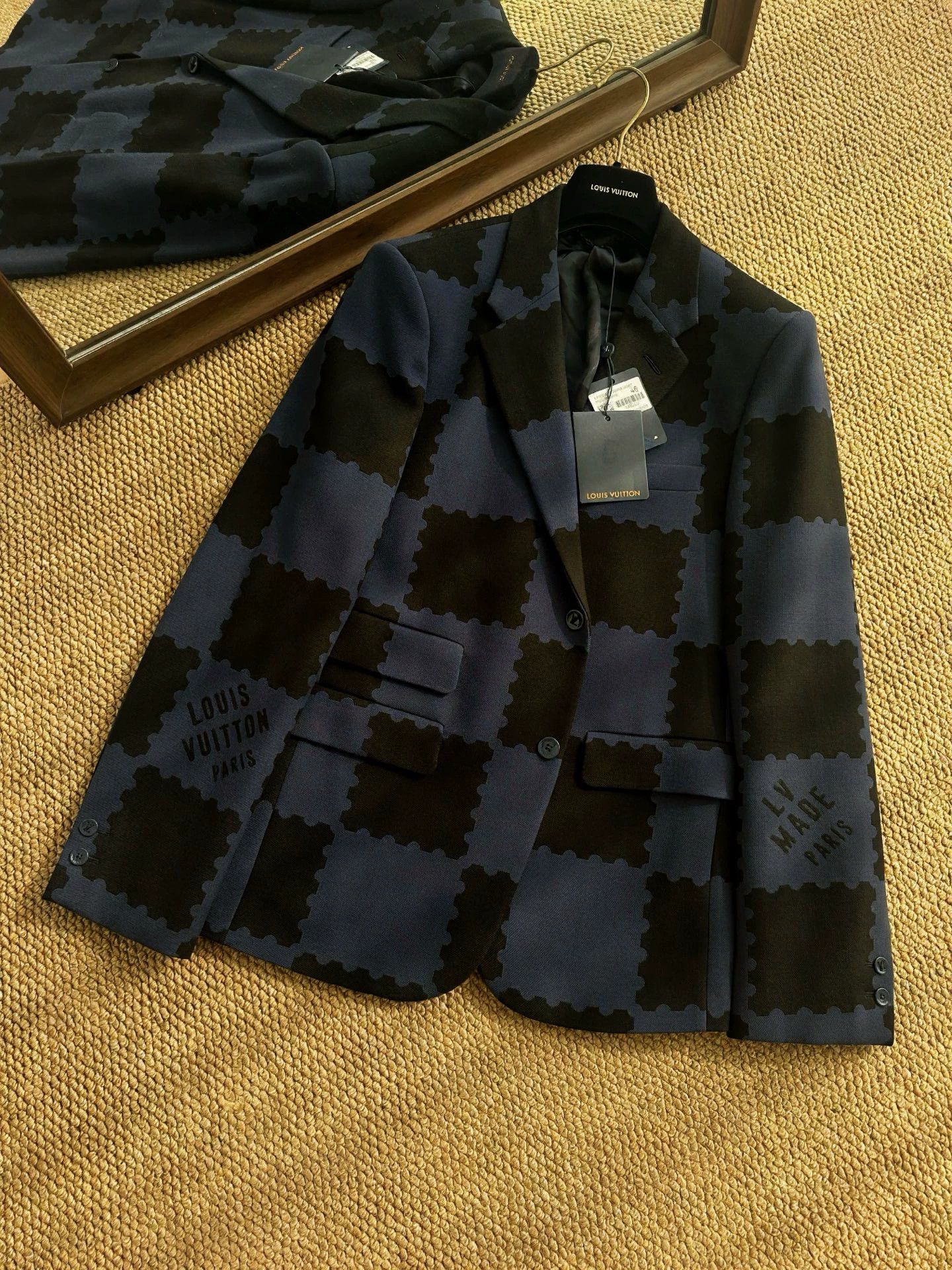 Louis Vuitton Louis Vuitton LVxNIGO SS22 Damier Blazer Navy 46 Size US L / EU 52-54 / 3 - 5 Thumbnail