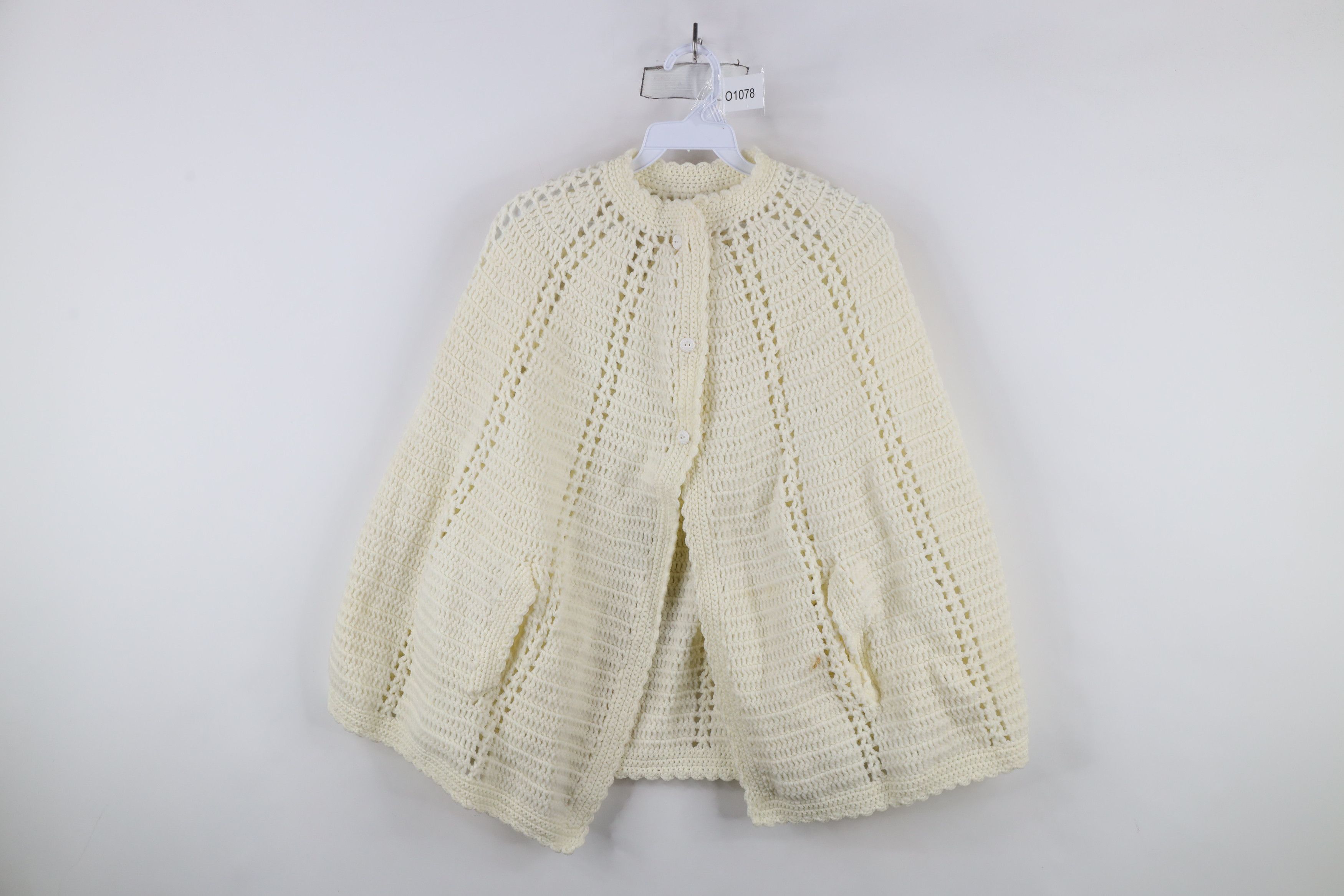 Vintage Vintage 50s 60s Rockabilly Hand Crochet Sweater Cape Poncho Size ONE SIZE - 1 Thumbnail