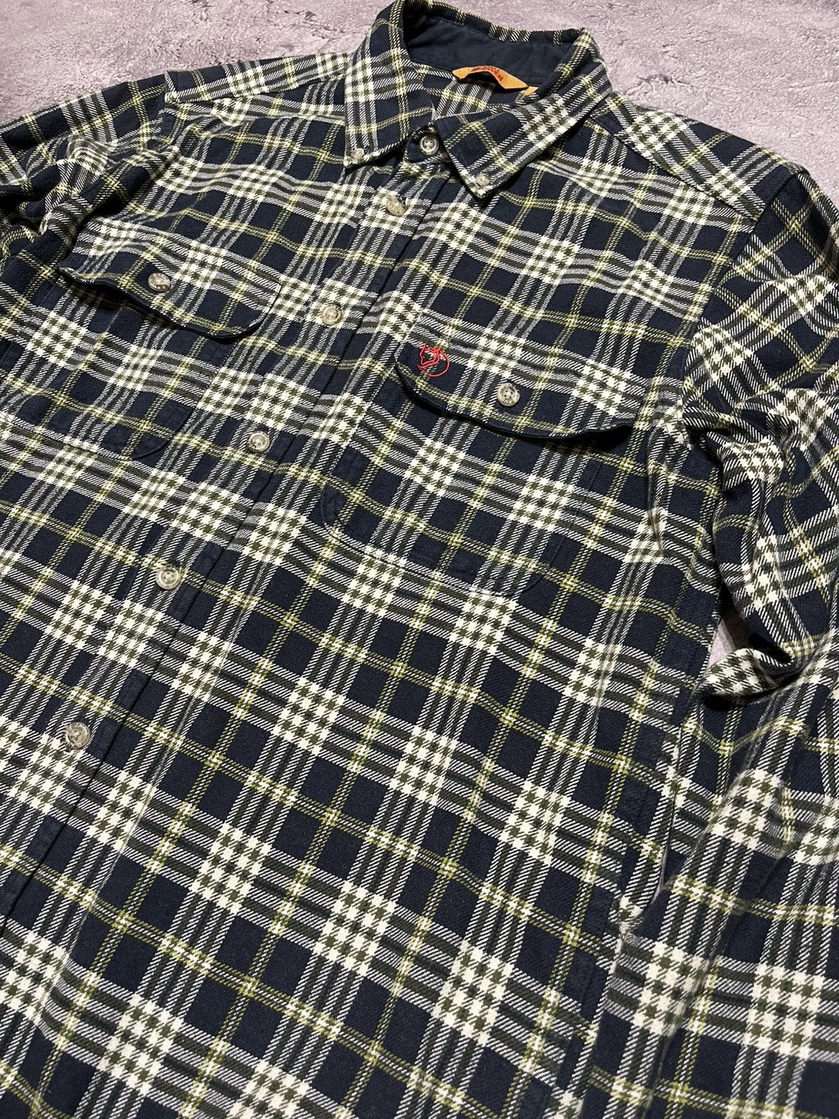 Fjallraven Fjallraven up button Duck shirt Size US M / EU 48-50 / 2 - 3 Thumbnail