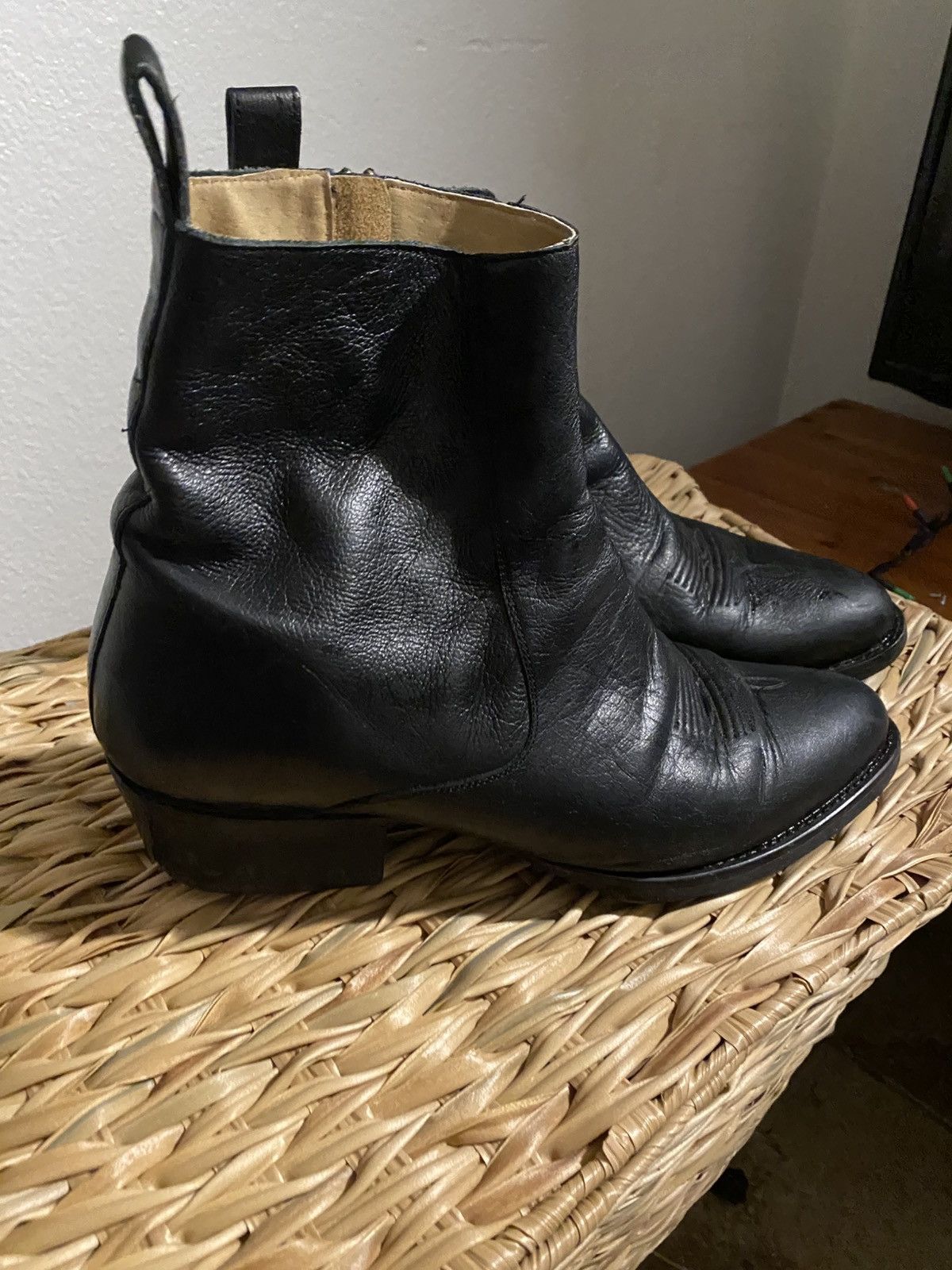 Cody james larsen black boot