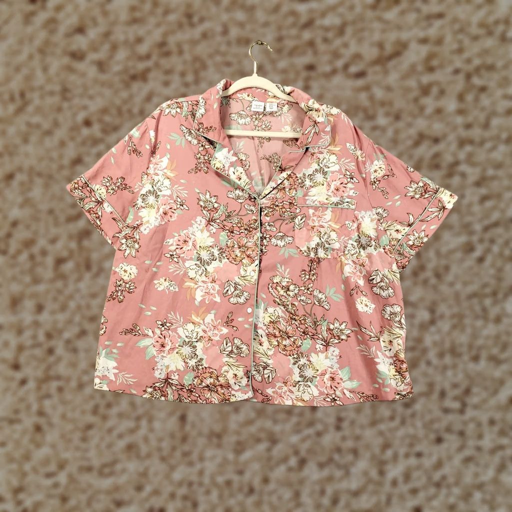 Vintage VINTAGE Cupcakes and Cashmere Pajama Set Womens 2XL Pink Shorts Button Up Shirt Top PJ Size XXL / US 16-18 / IT 52-54 - 1 Thumbnail