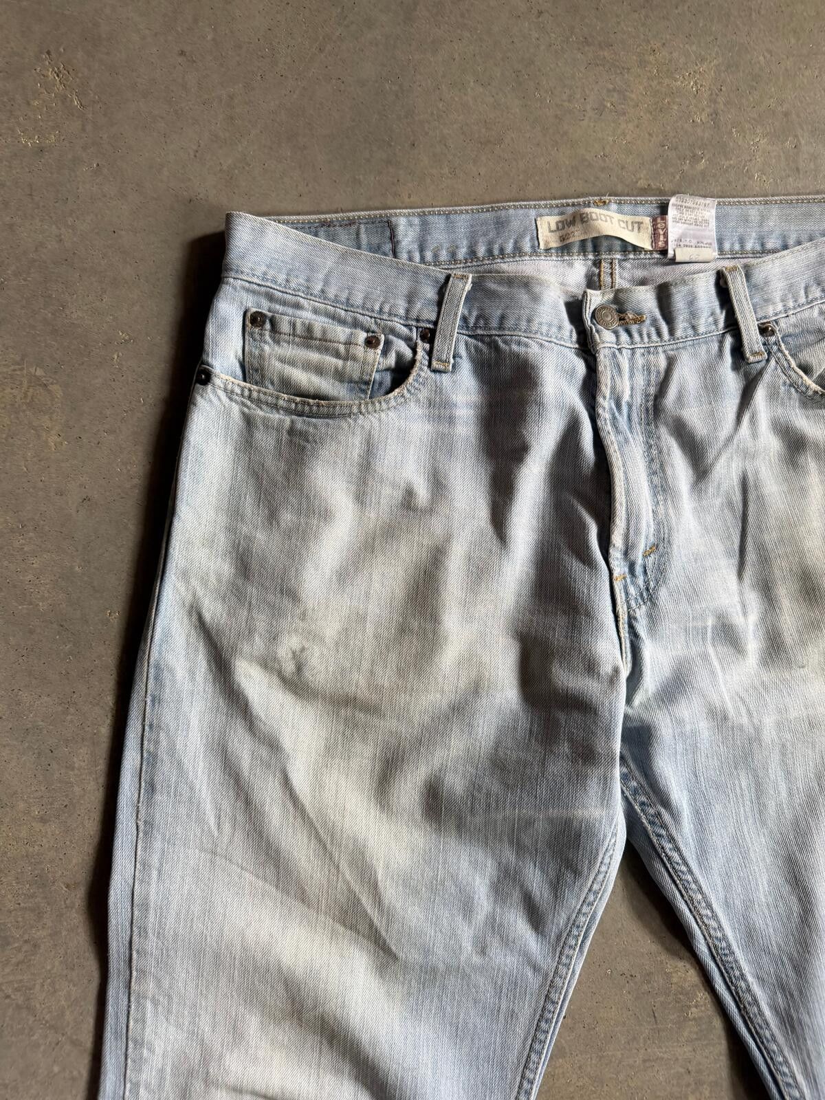Levi's Levi’s 527 Light Wash Denim Jeans Sz 36x32 Size US 36 / EU 52 - 3 Thumbnail