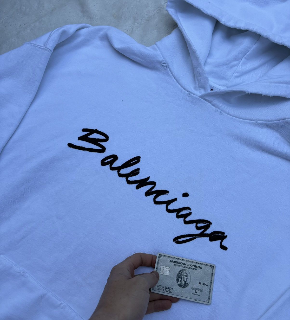 Balenciaga Balenciaga White/Black Distressed Cursive Hoodie Size US XXL / EU 58 / 5 - 3 Thumbnail