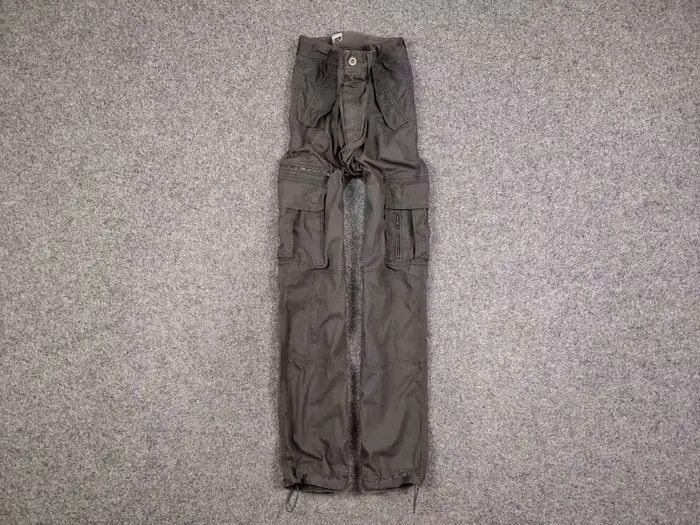 Japanese Brand Vintage 90's Japan Cargo Pants Gray Zip Pocket Y2K Style Size US 34 / EU 50 - 1 Thumbnail