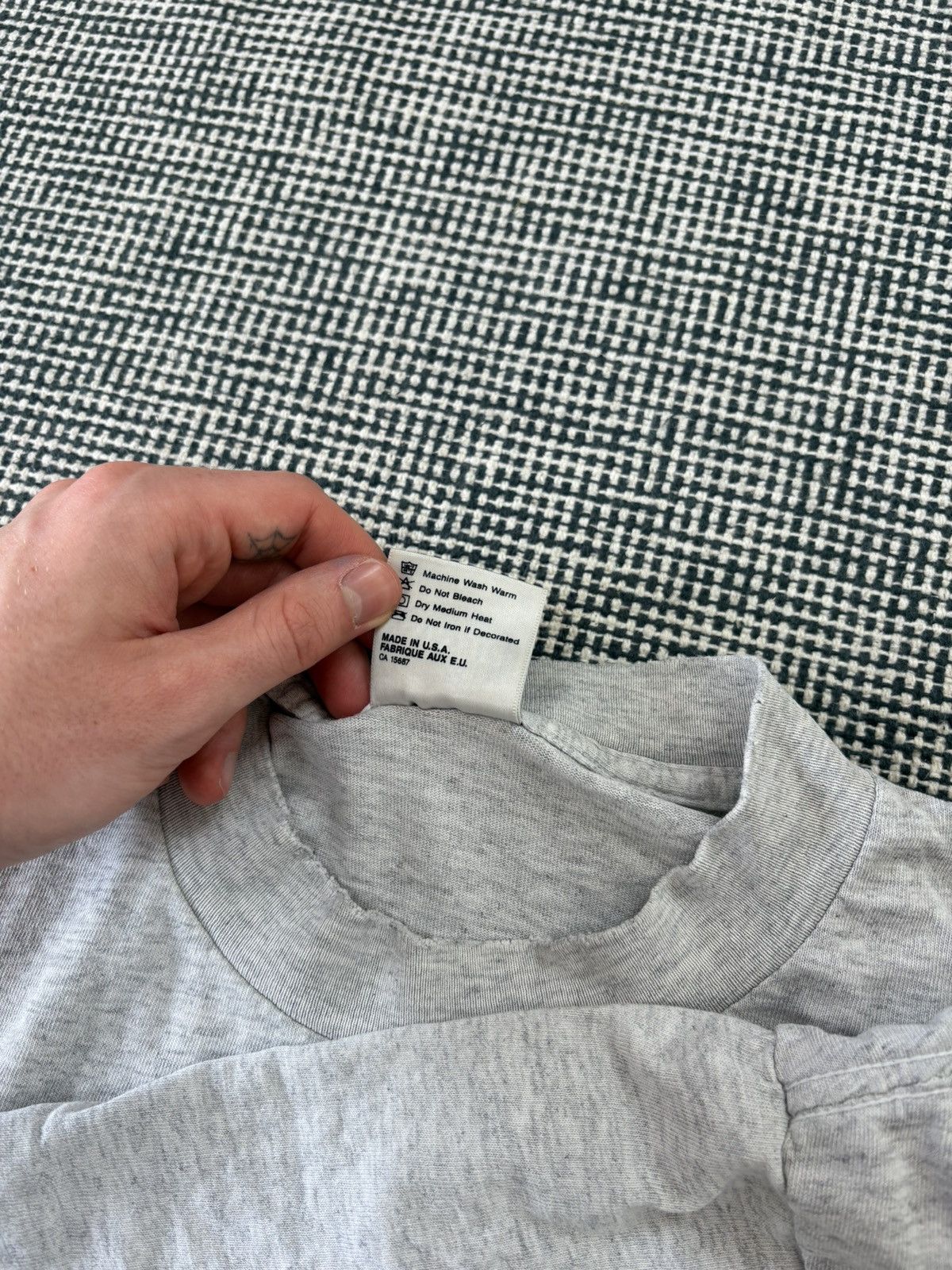 Vintage 90s vintage university distressed number nine style tee Size US XL / EU 56 / 4 - 6 Thumbnail