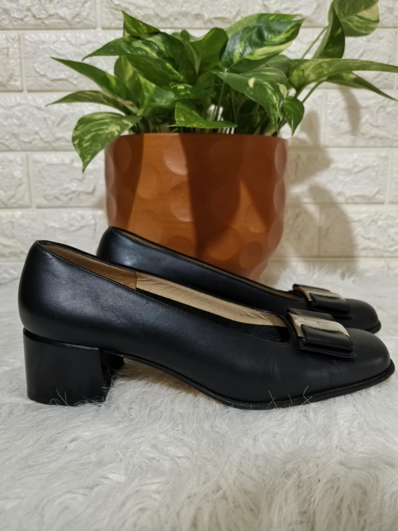 Salvatore Ferragamo × Vintage SALVATORE FERRAGAMO LEATHER PUMPS /HEELS Size US 6 / IT 36 - 2 Thumbnail