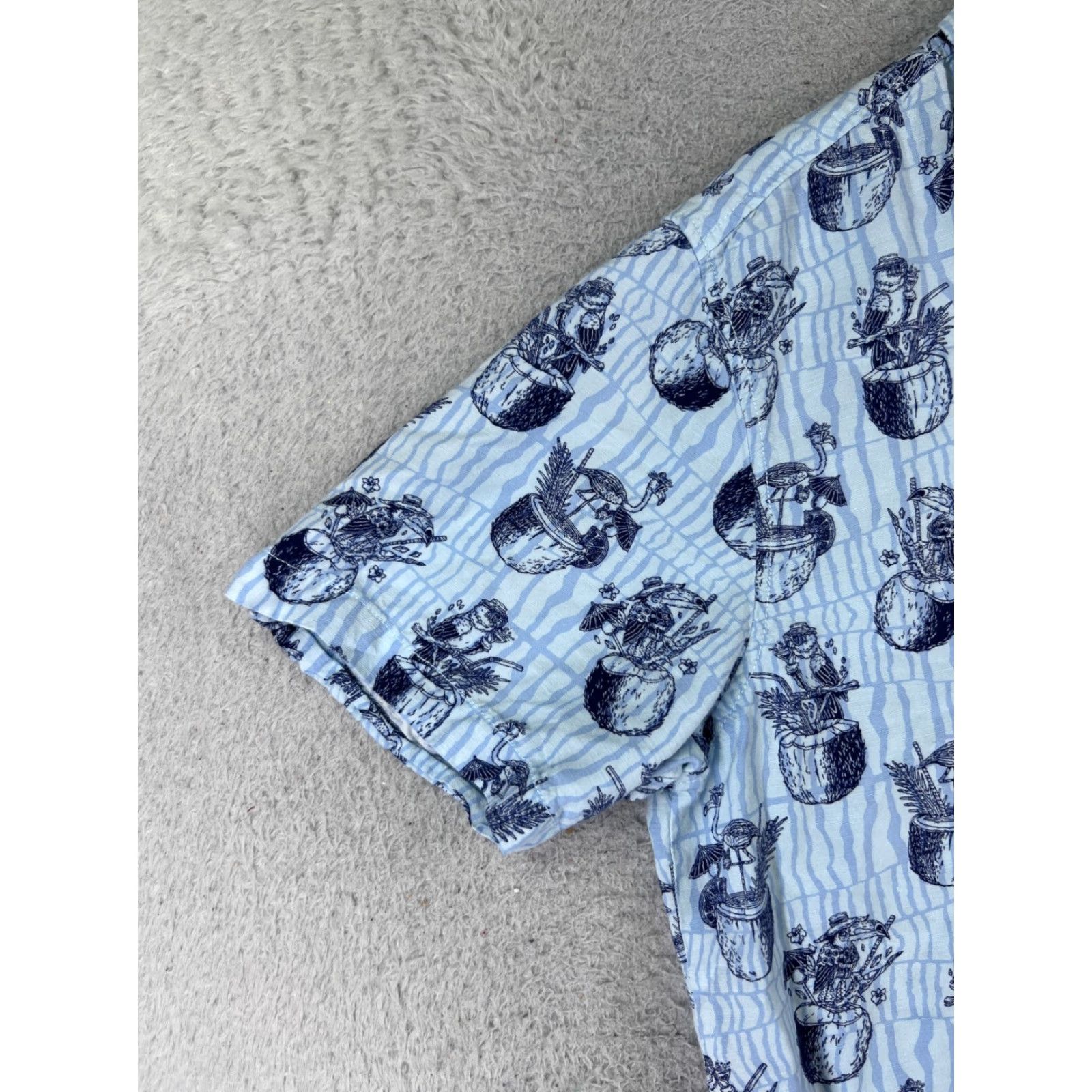 Tommy Bahama Tommy Bahama Shirt Men Medium Blue Veracruz Cay Tropical Drinks Birds Coconut Size US M / EU 48-50 / 2 - 3 Thumbnail