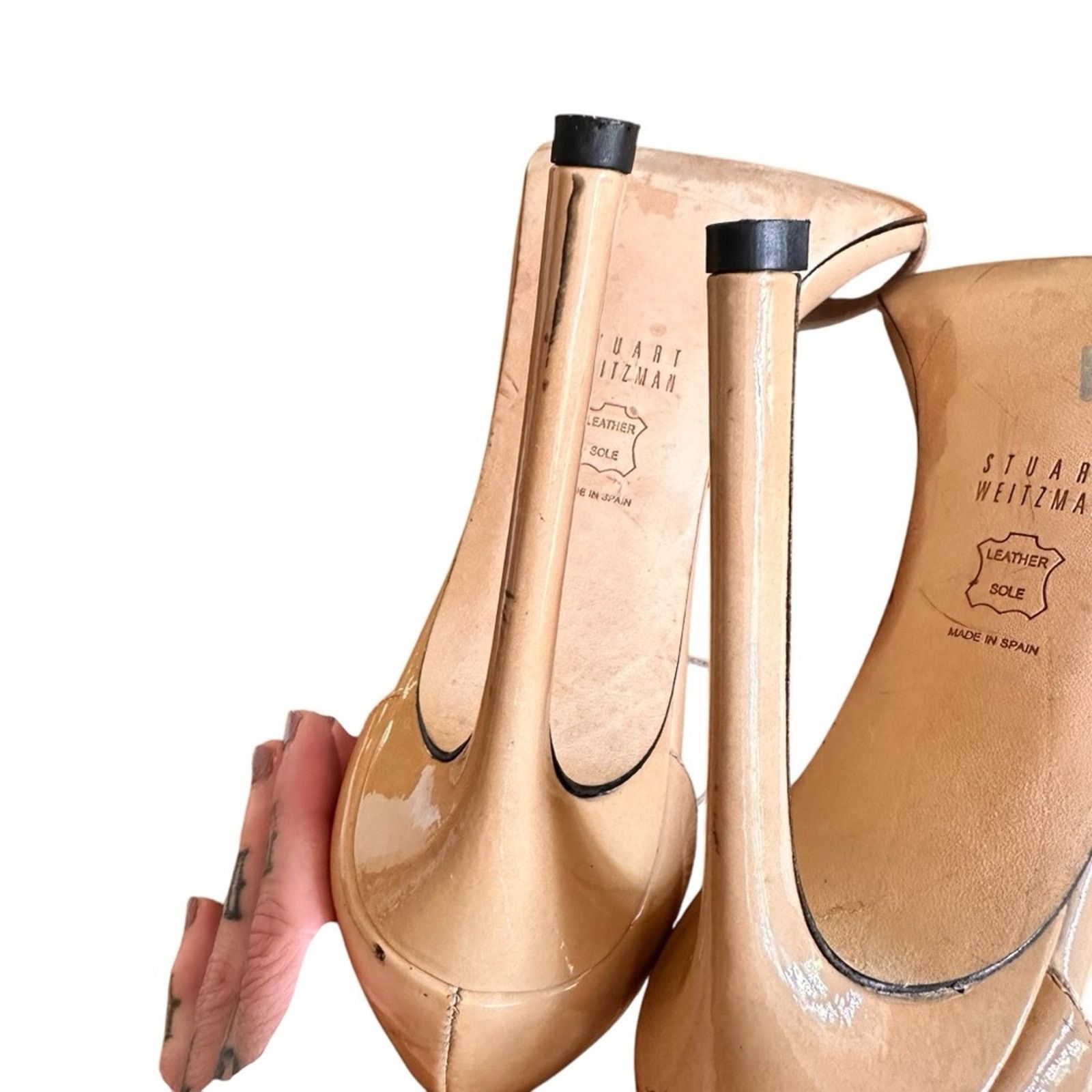 Stuart Weitzman Stuart Weitzman The Nudist II – Patent Beige – Size 9 – GUC Size US 9 / IT 39 - 16 Thumbnail