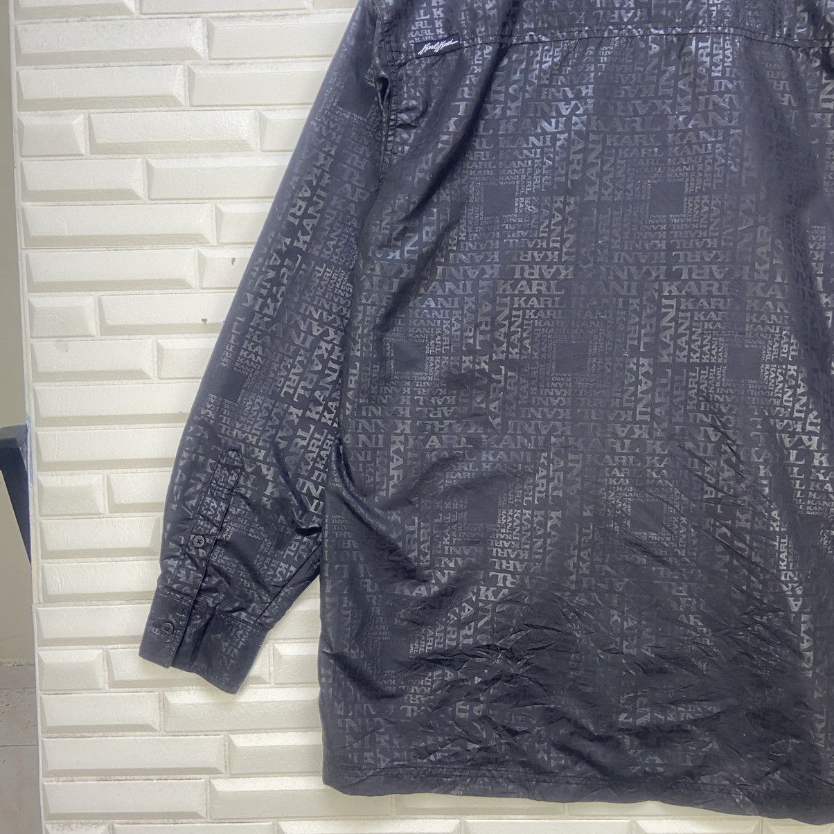 Karl Kani Karl Kani Full Print Monogram Polyester Shirt Size US XL / EU 56 / 4 - 9 Thumbnail