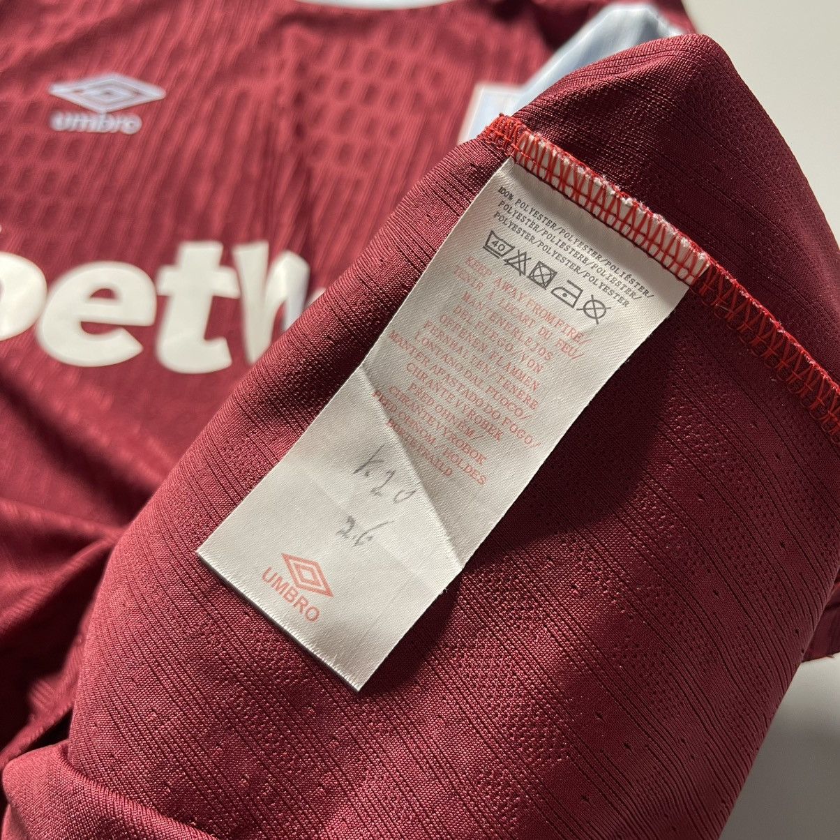 Vintage WEST HAM UNITED UMBRO 2024/2025 SOCCER HOME JERSEY #14 KUDUS Size US S / EU 44-46 / 1 - 14 Thumbnail