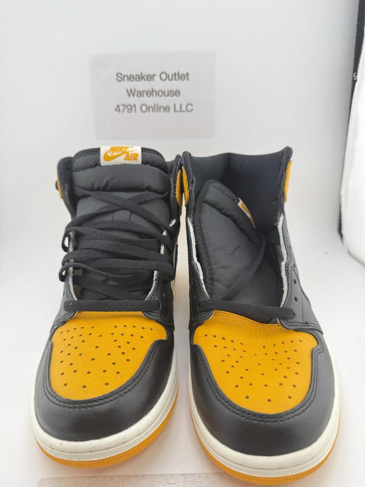 Nike Nike Air Jordan 1 Taxi US 10.5 New with Box D2466 Size US 10.5 / EU 43-44 - 2 Thumbnail