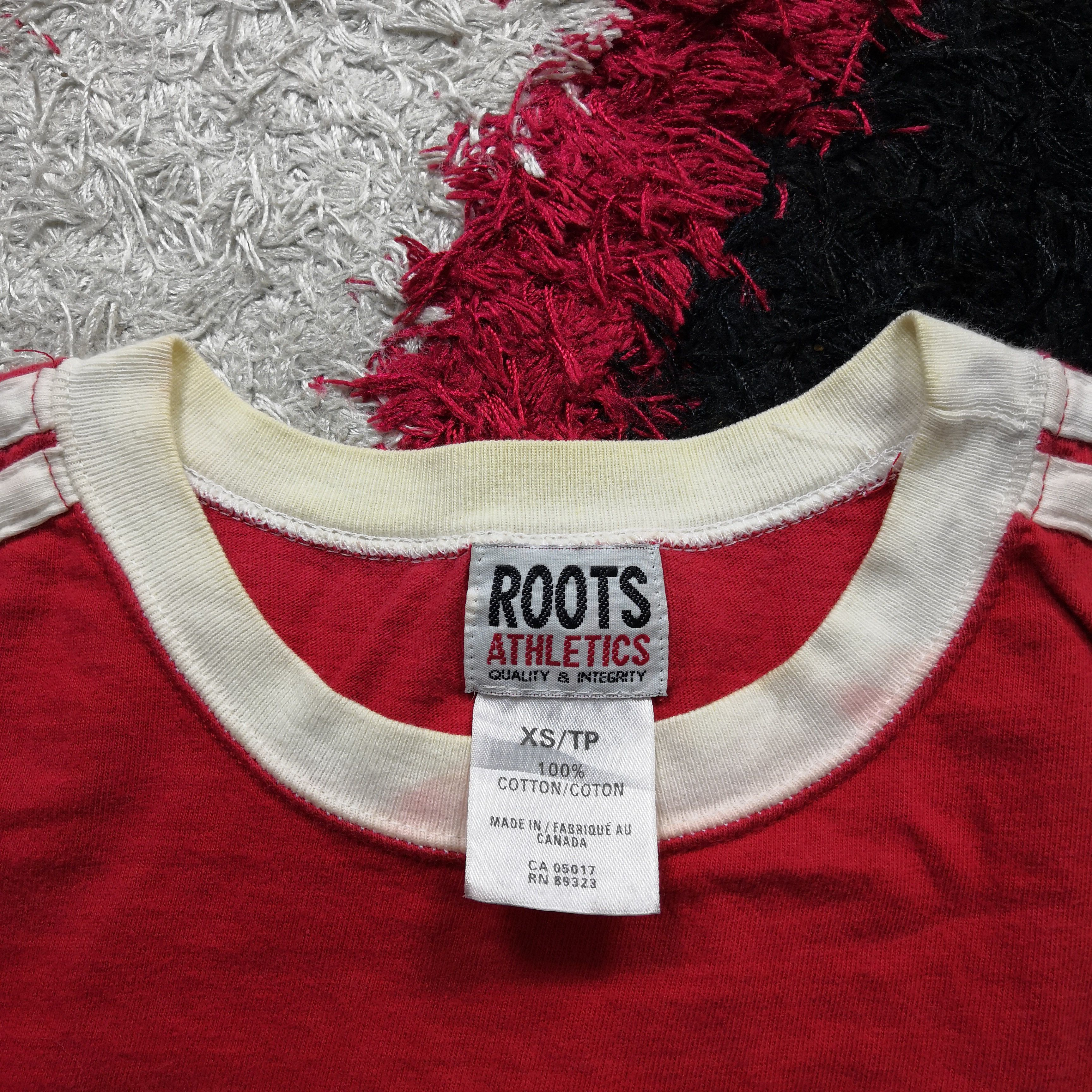 Vintage Vintage Roots Canada T-shirt Crewneck Long Sleeve Tees Size US S / EU 44-46 / 1 - 6 Thumbnail