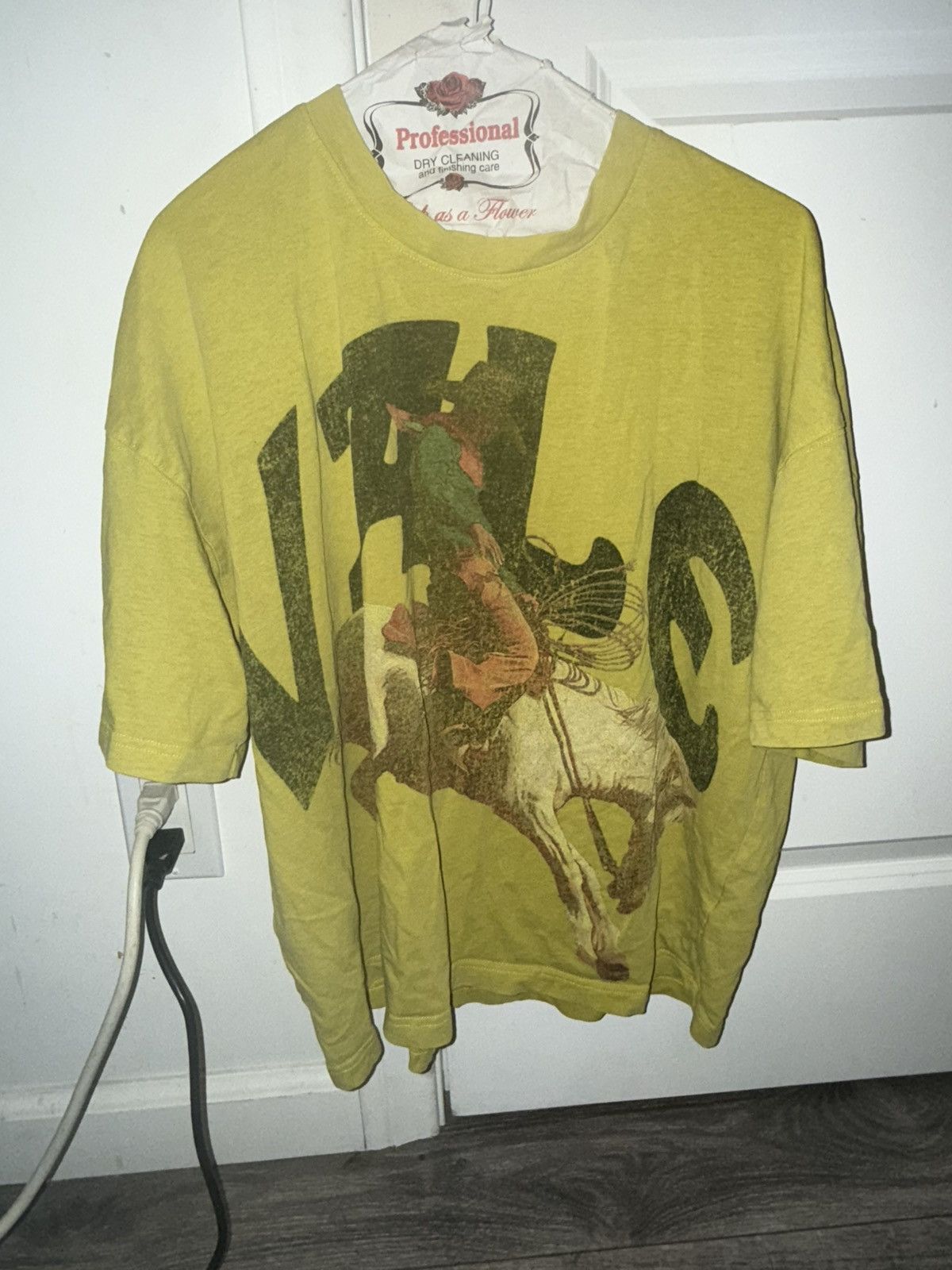 Other Lime Green Crop Short Sleeve tee Size US L / EU 52-54 / 3 - 1 Thumbnail