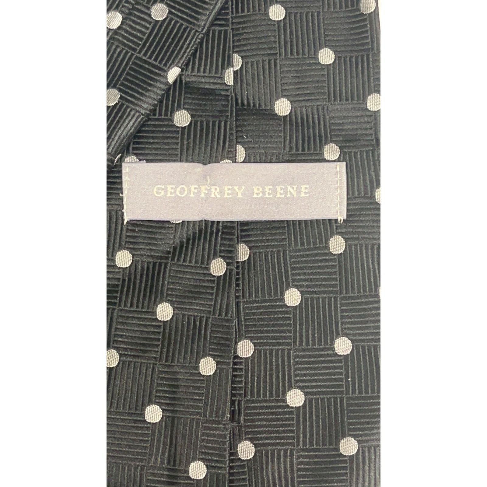 Geoffrey Beene GEOFFREY BEENE - Silk Tie - Black - Made in U.S.A Size ONE SIZE - 4 Thumbnail