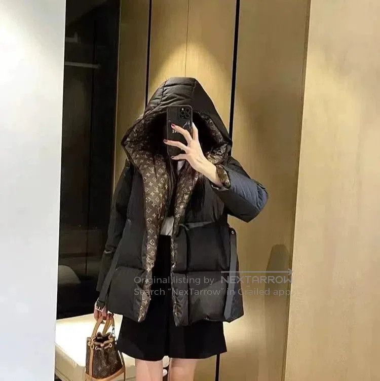 Louis Vuitton Louis Vuitton Monogram Lining Down Jacket. Size S / US 4 / IT 40 - 1 Thumbnail