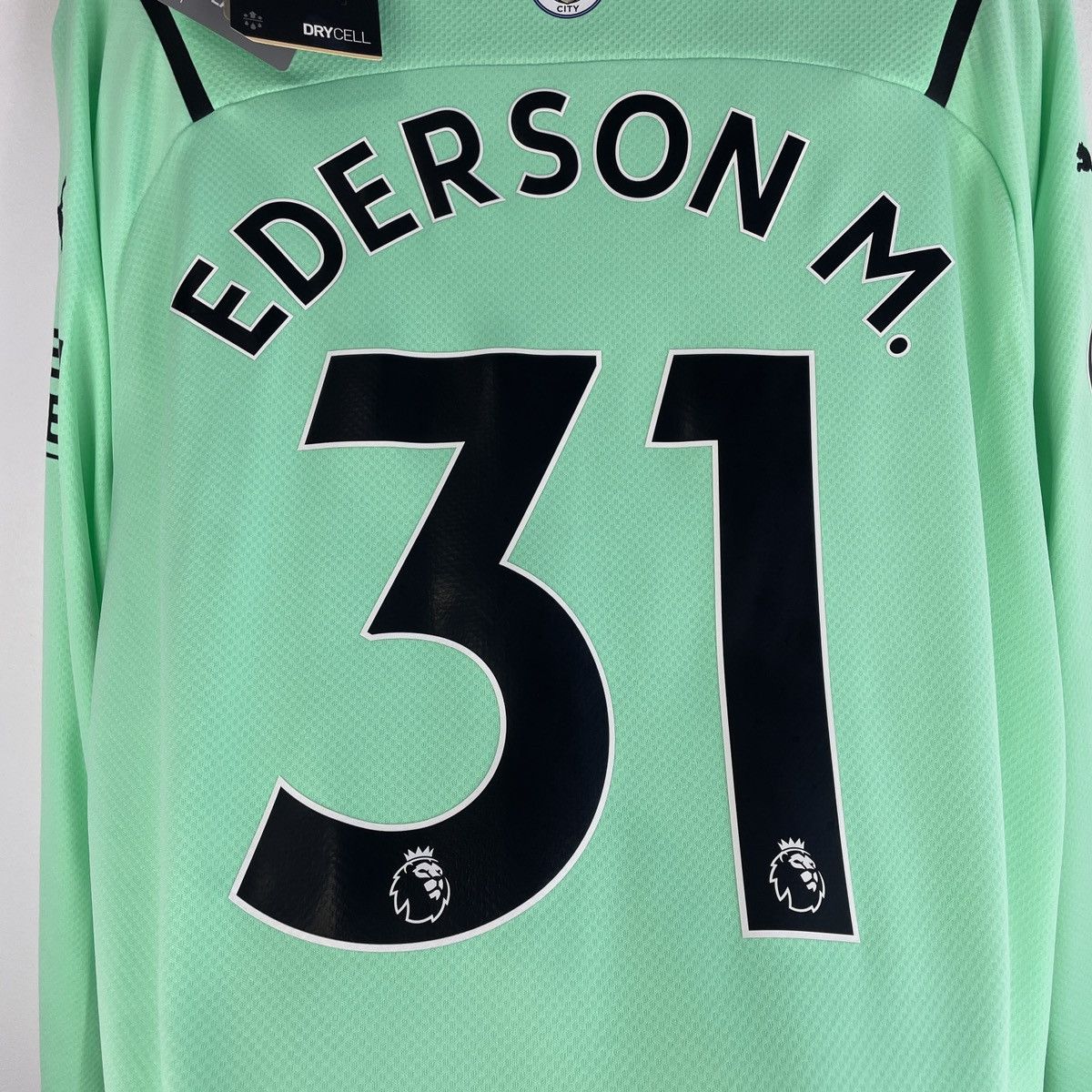 Puma Manchester City Ederson Goalkeeper Jersey Nike 2021/2022 Size US L / EU 52-54 / 3 - 7 Thumbnail