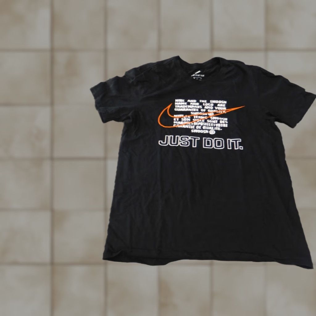 Nike Nike Mens Medium Black Shirt Athletic Tee with Graphic Print Crew Neck Short Sleeve Logo T-Shirt Vintage Retro Style Size US M / EU 48-50 / 2 - 1 Thumbnail