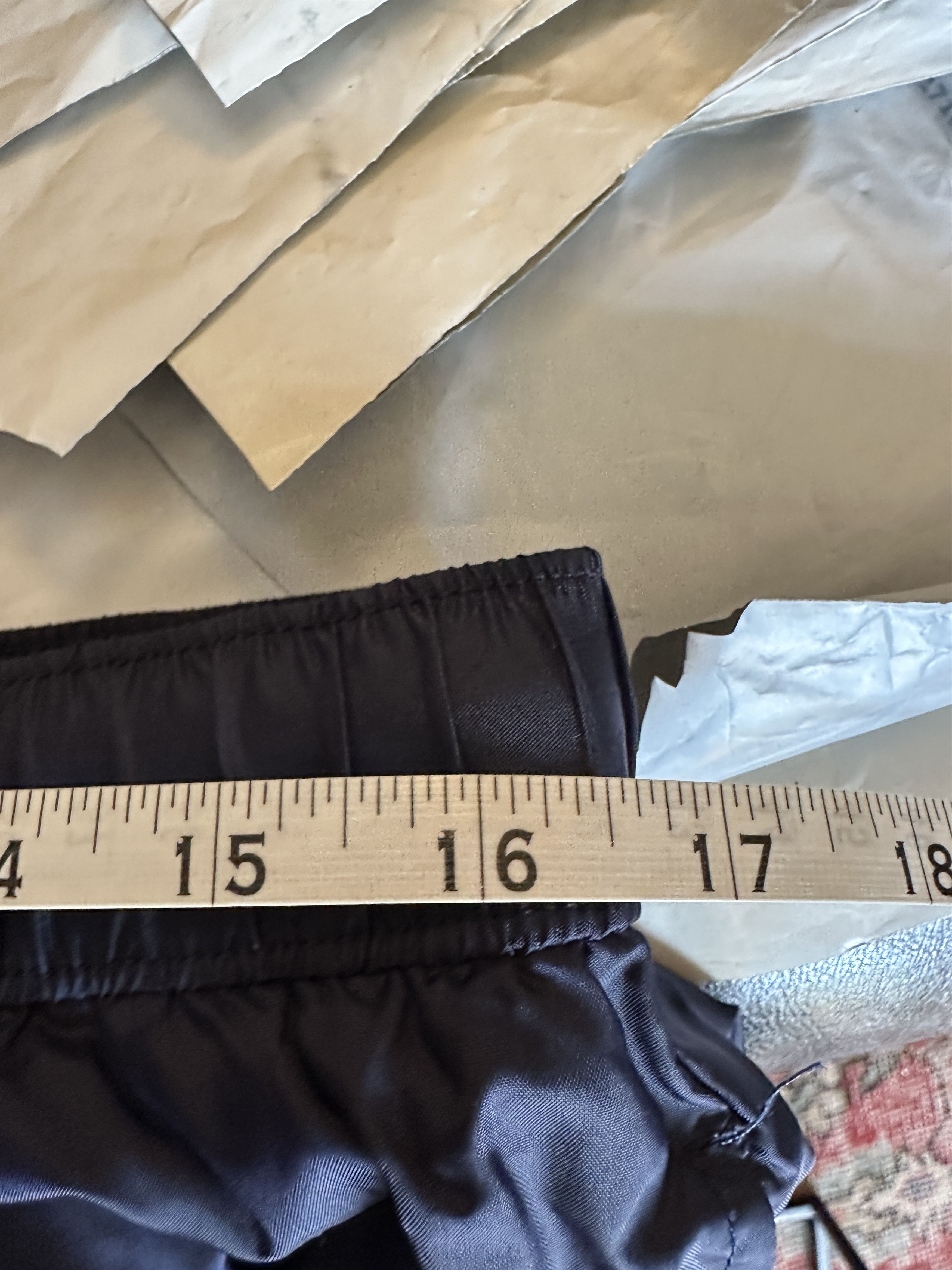 Acne Studios Acne Studios Logo Swim Trunks Size US 36 / EU 52 - 6 Thumbnail