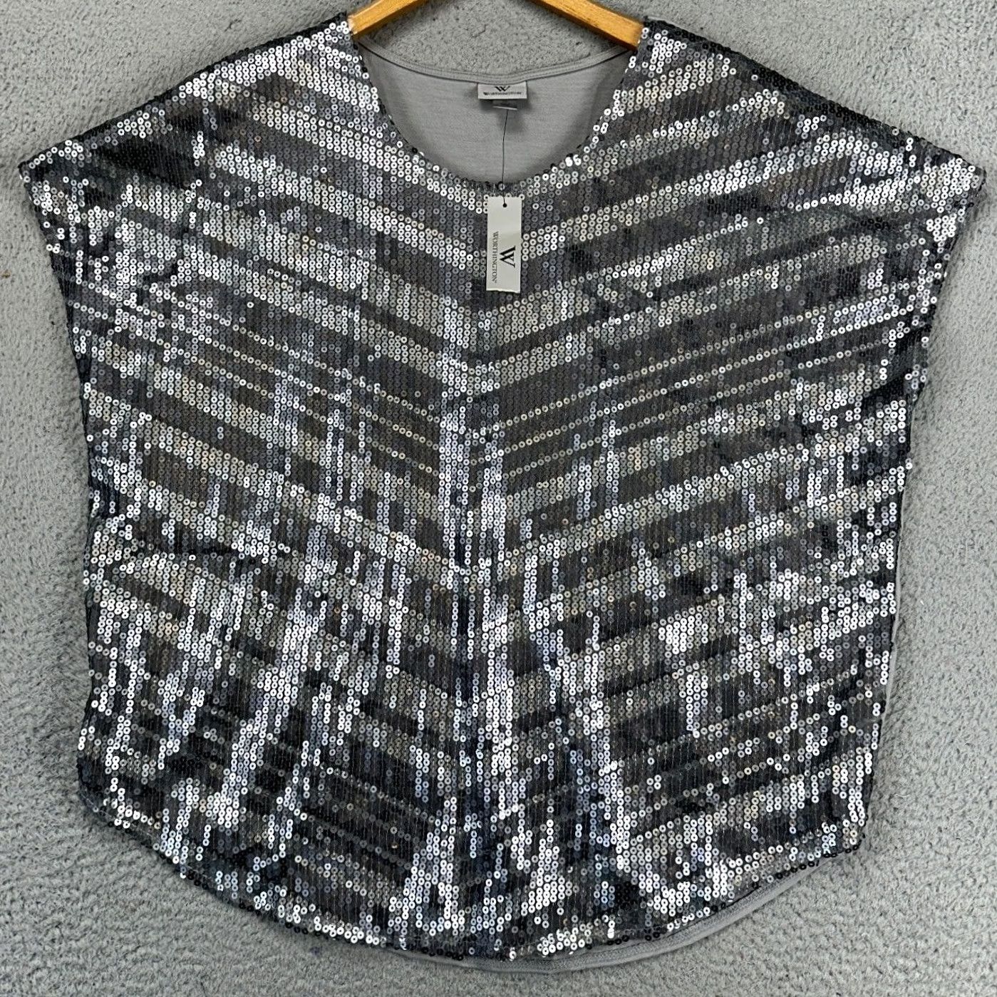 Worthington Worthington Blouse Shirt Womens XL Gray Striped Sleeveless Crewneck Vintage? No, Not Vintage Shirt Womens XL Gray Striped Sleeveless Crewneck NEW Size XL / US 12-14 / IT 48-50 - 2 Thumbnail