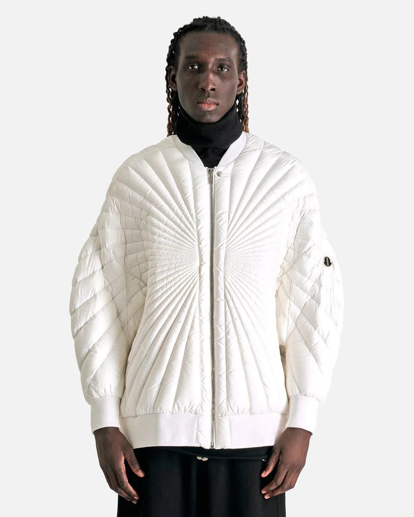 Rick Owens o1s1v1r1oon0925 Moncler Radiance Peter Jacket in White/Milk Size US L / EU 52-54 / 3 - 1 Thumbnail