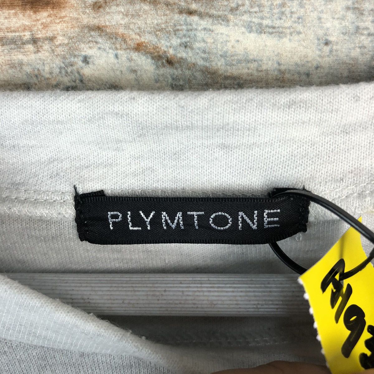 Japanese Brand PLYMTONE White cartoon vintage Sweatshirt #A1939 Size US M / EU 48-50 / 2 - 12 Thumbnail