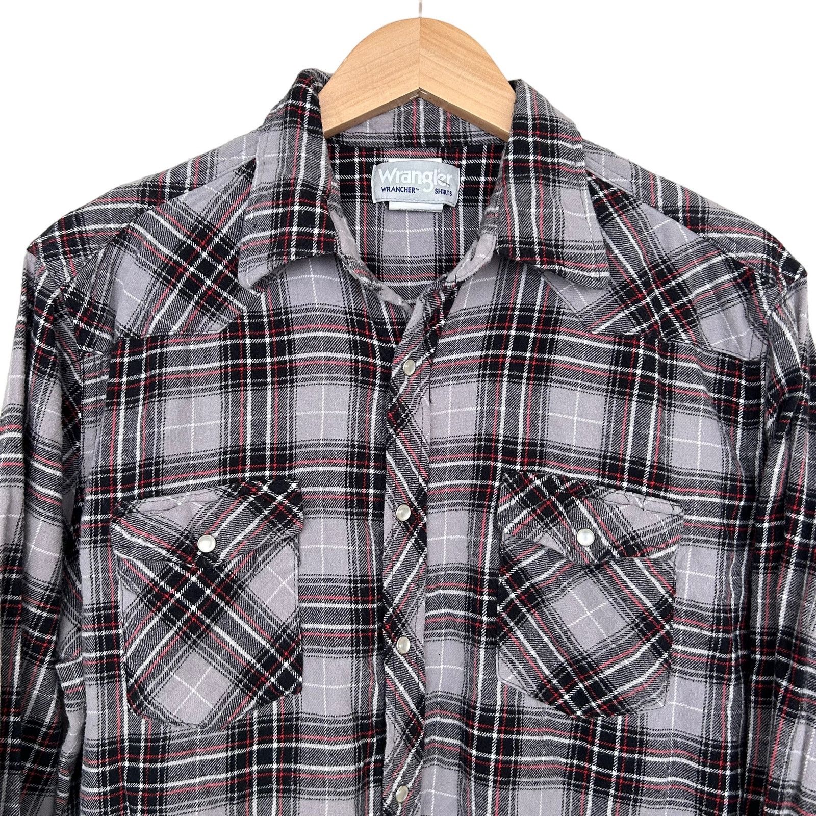 Wrangler Wrangler Wrancher Pearl Snap Black Gray Plaid Shirt Sz XLT Size US XL / EU 56 / 4 - 3 Thumbnail