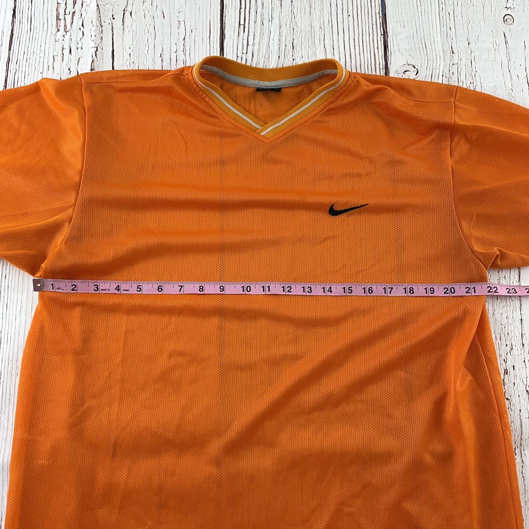 Nike Nike Essence Check Short Sleeve Athletic T Shirt Gold Medium Mens Vintage Size US M / EU 48-50 / 2 - 4 Thumbnail